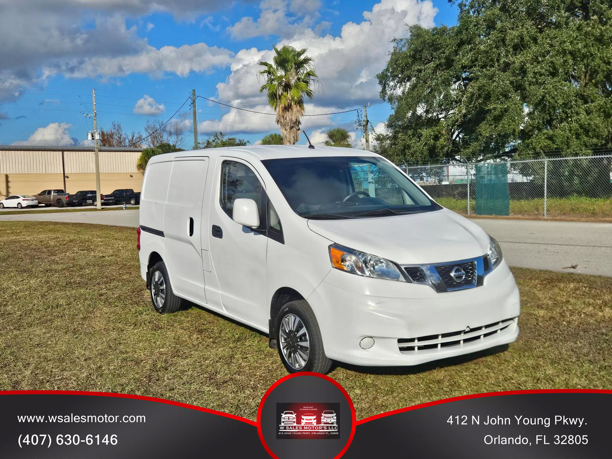 2017 Nissan NV200 SV photo 16