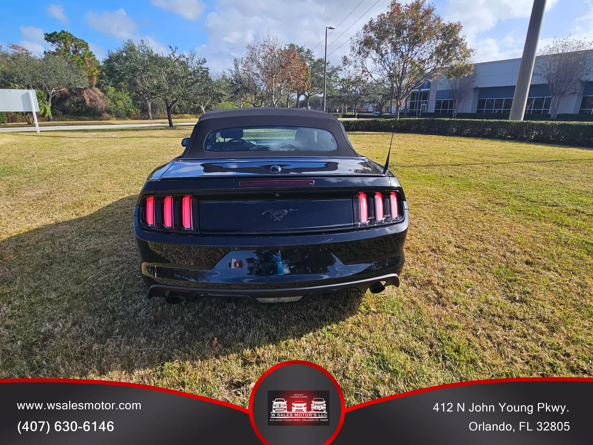 2016 Ford Mustang EcoBoost Premium photo 32