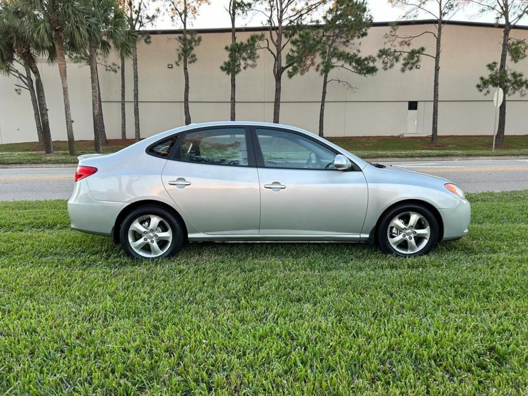 2008 Hyundai Elantra GLS photo 24