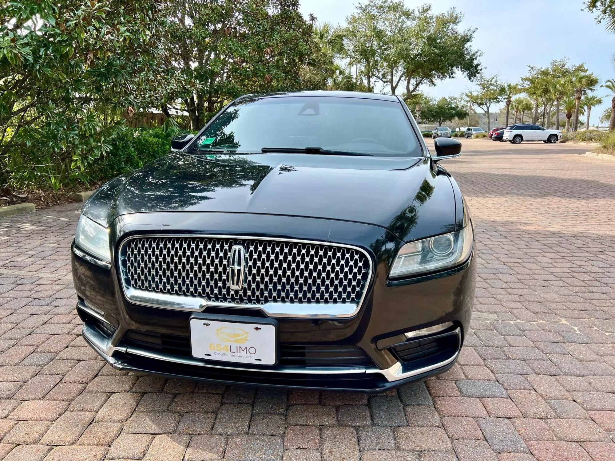 2017 Lincoln Continental Premiere Livery photo 22