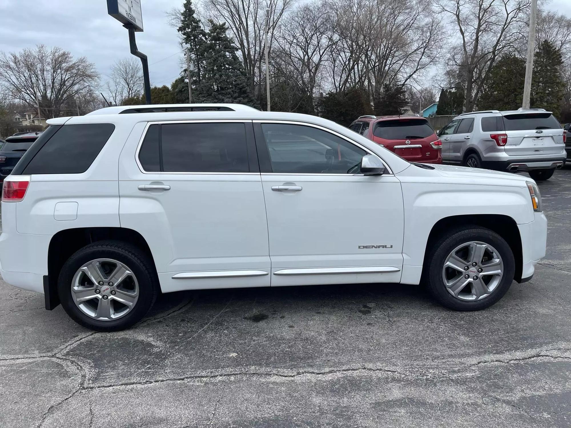 2014 GMC Terrain Denali photo 35