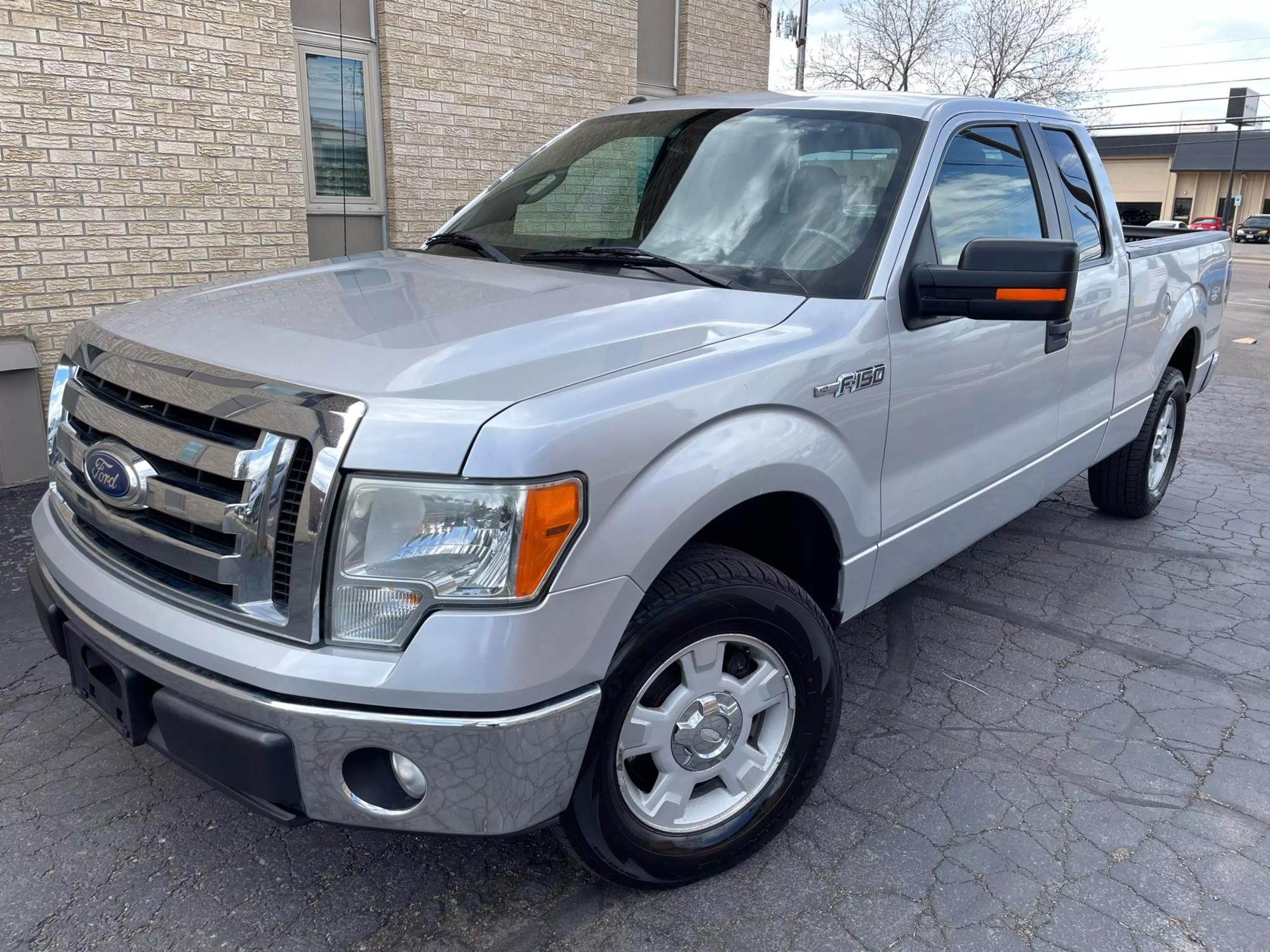 2011 Ford F-150 STX photo 28