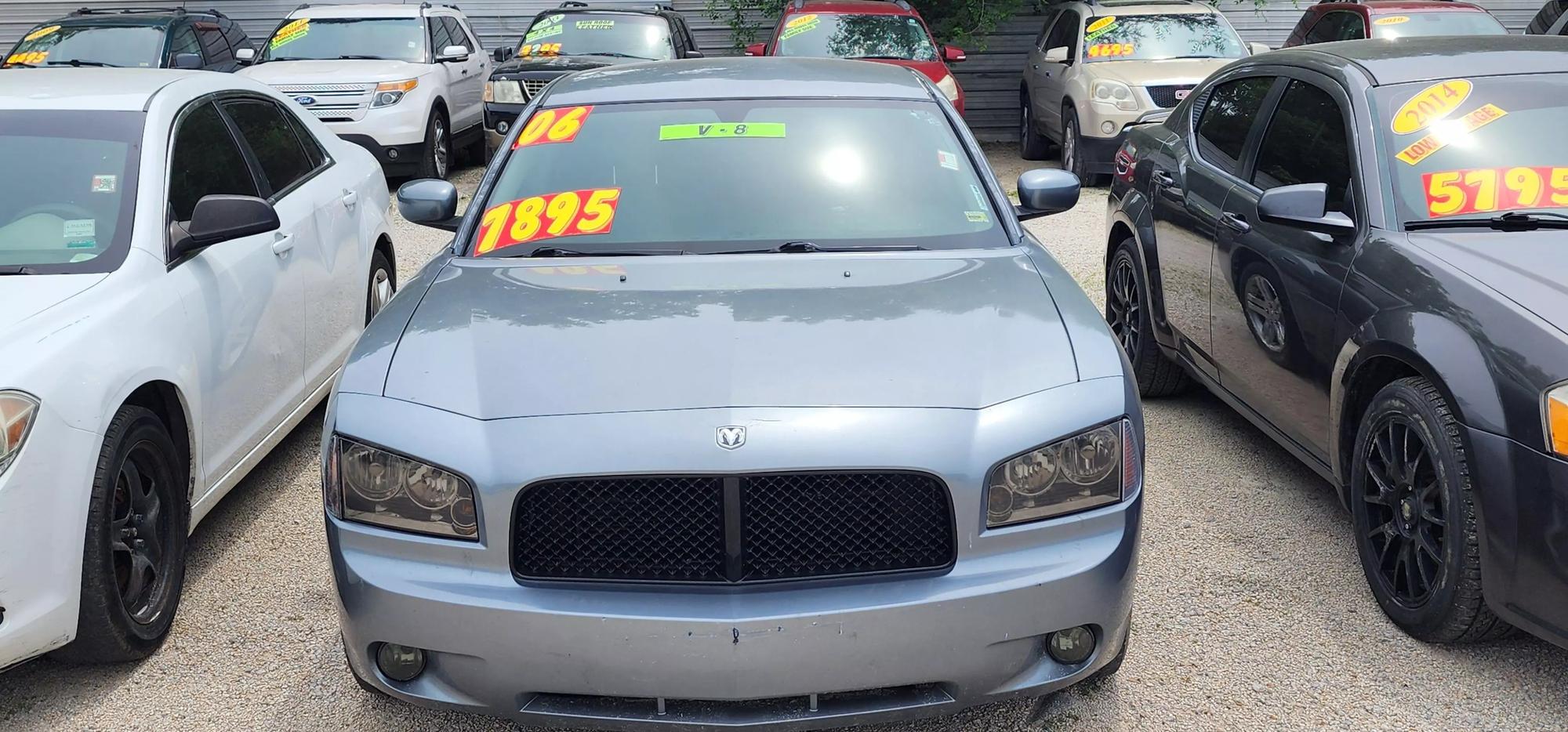 2006 Dodge Charger R/T photo 12