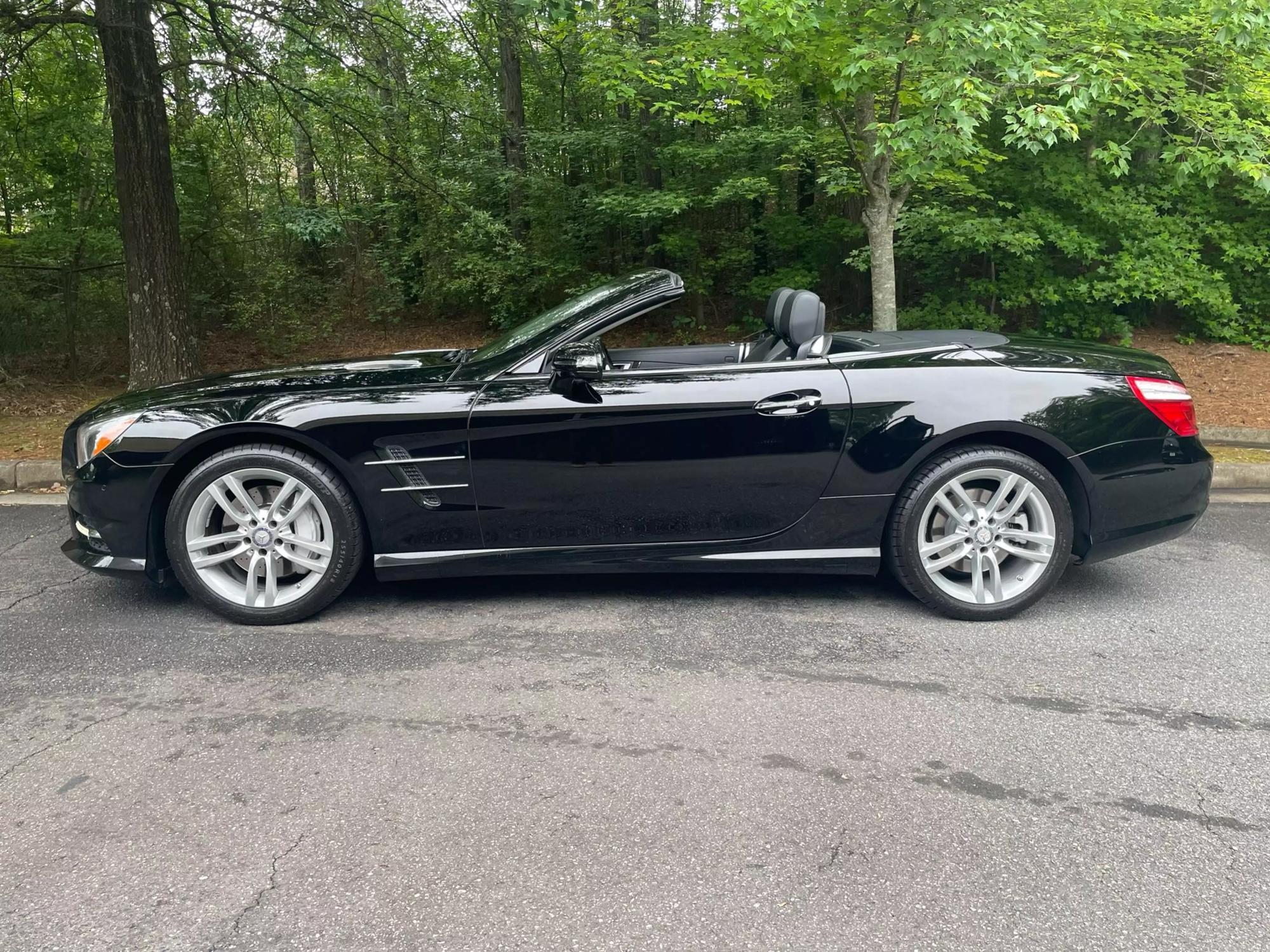 2015 Mercedes-Benz SL-Class SL550 photo 71