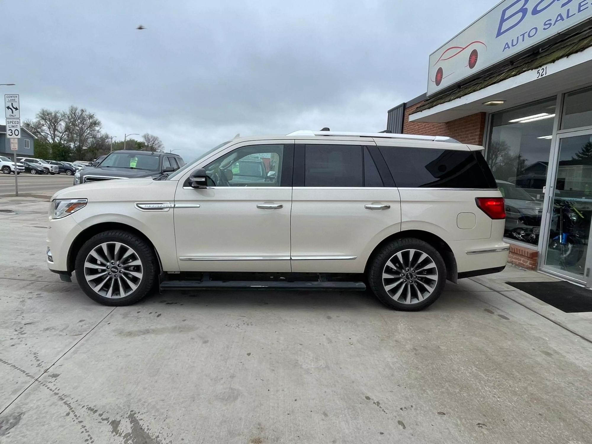 2018 Lincoln Navigator Select photo 31