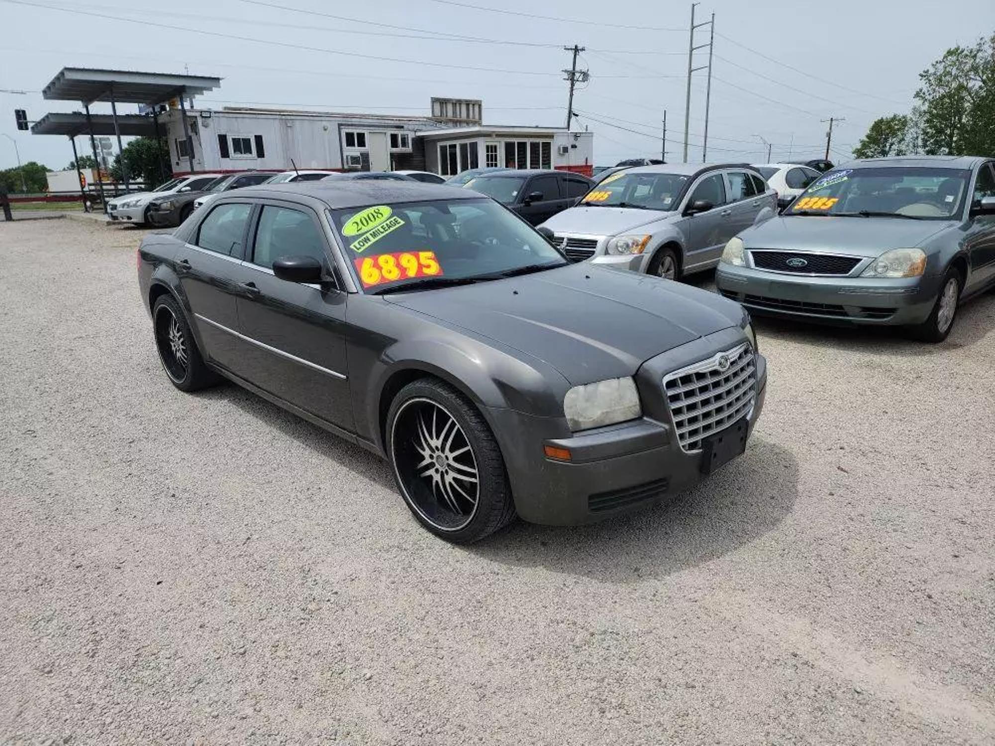 2008 Chrysler 300 LX photo 10