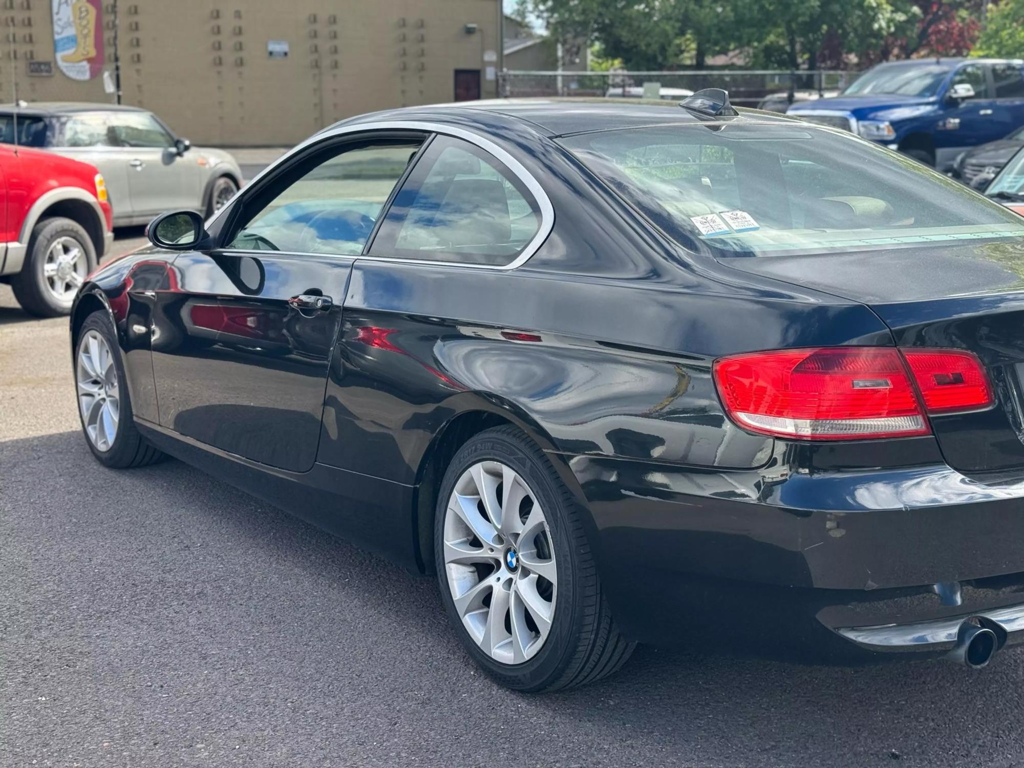 2008 BMW 3 Series 335xi photo 27