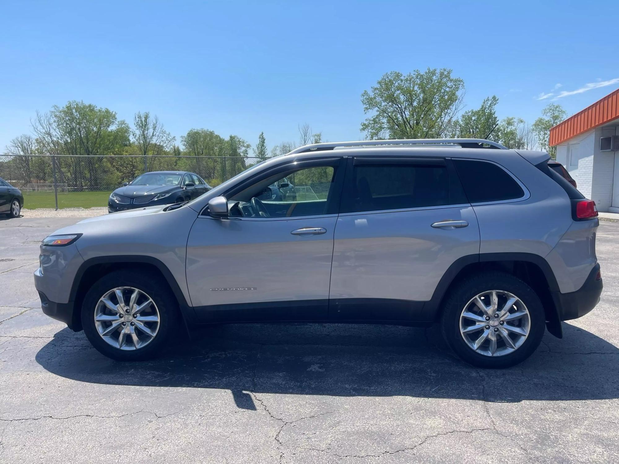 2015 Jeep Cherokee Limited photo 53