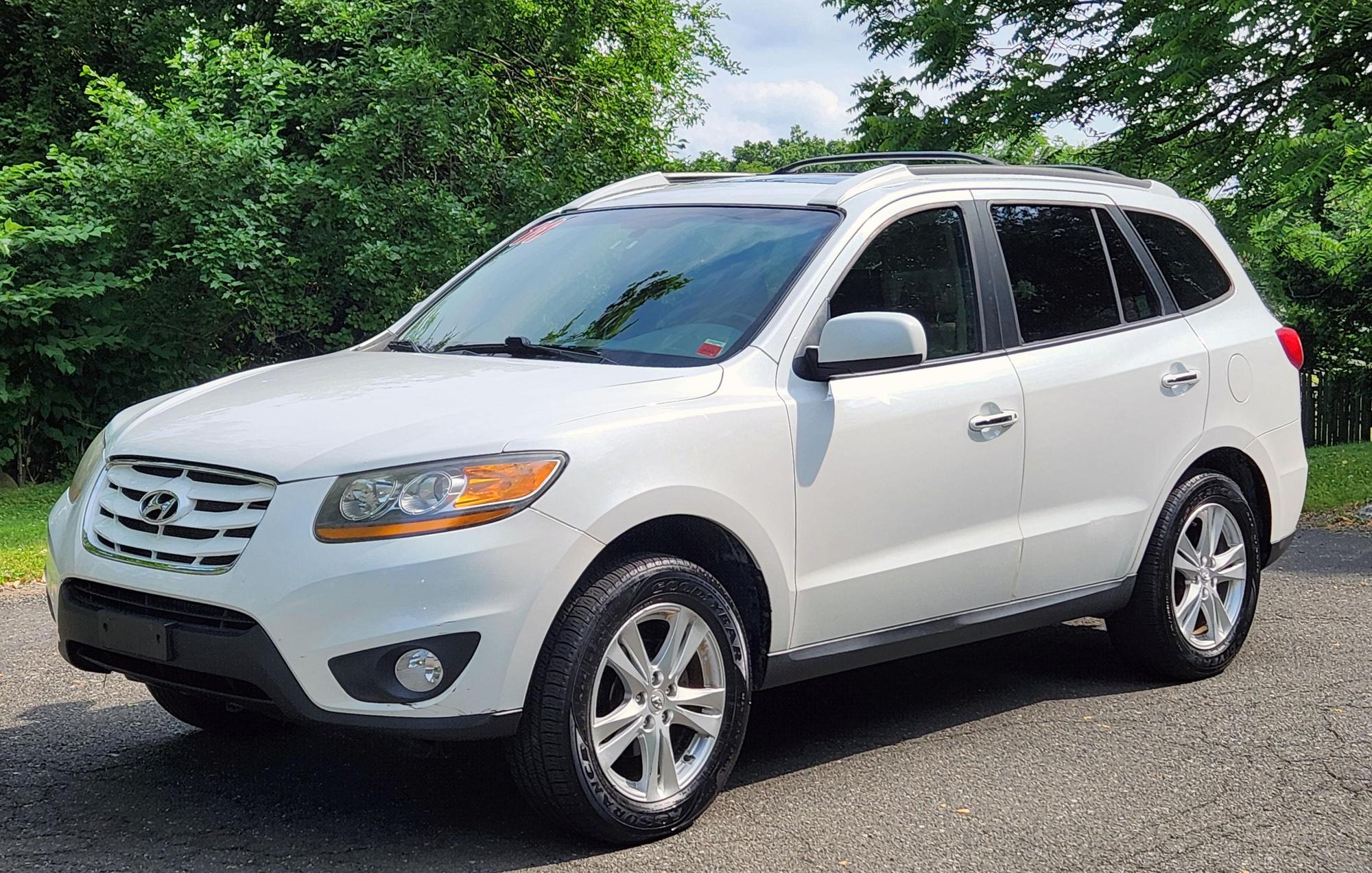 2011 Hyundai Santa Fe Limited photo 17