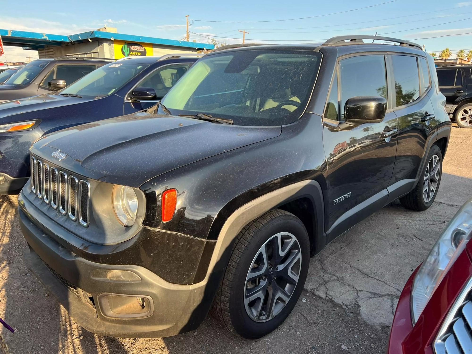 2015 Jeep Renegade Latitude photo 2