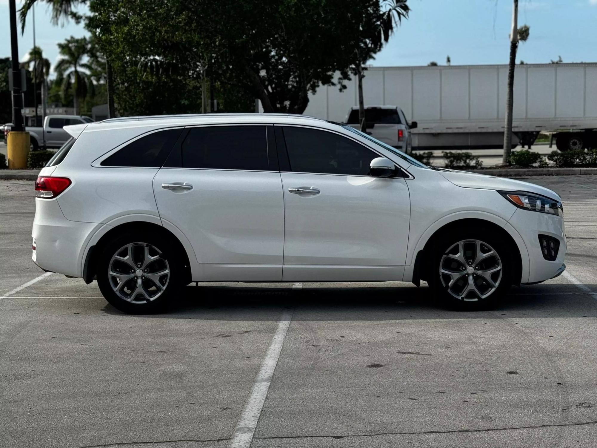 2016 Kia Sorento Limited photo 30