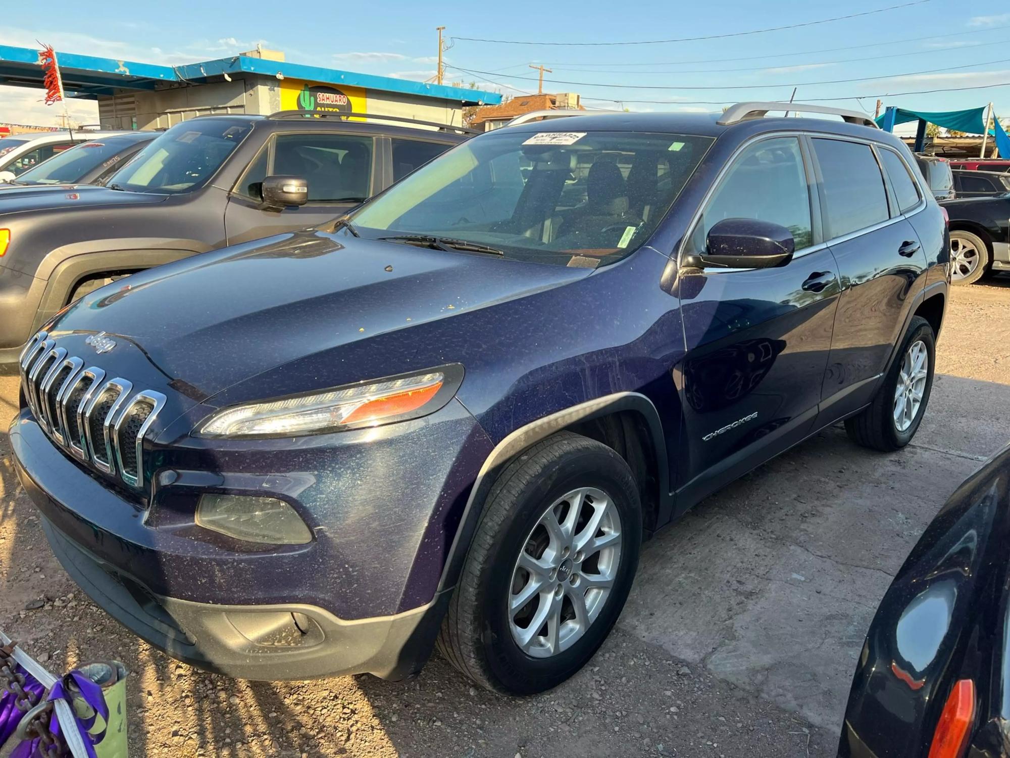 2015 Jeep Cherokee Latitude photo 2