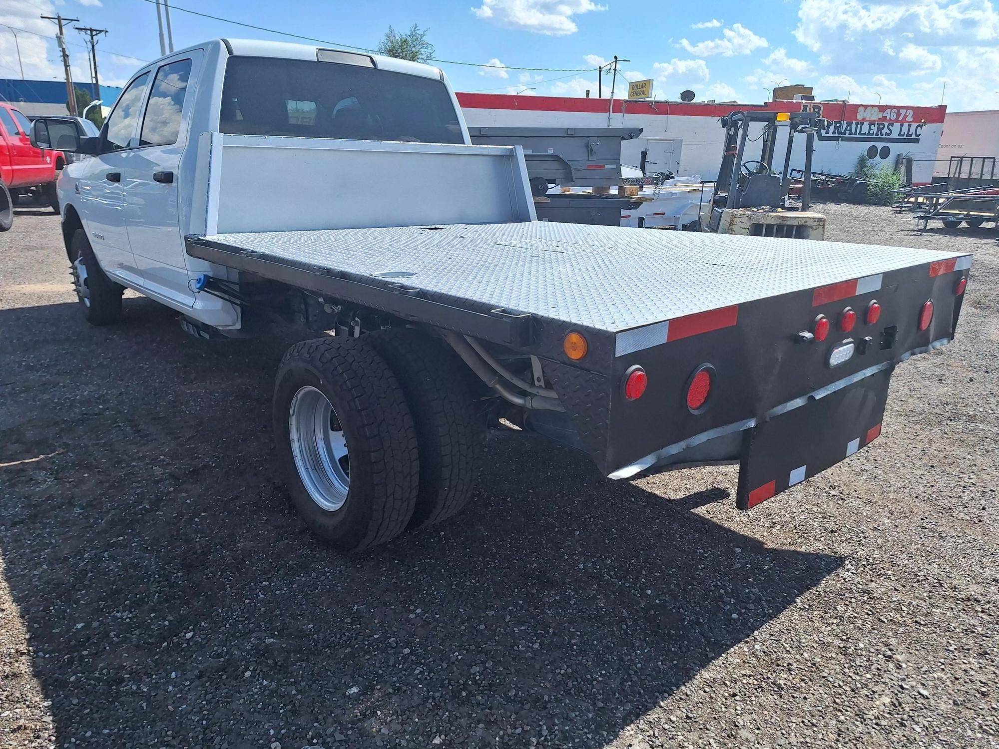 2019 RAM Ram 3500 Chassis Cab Tradesman photo 17