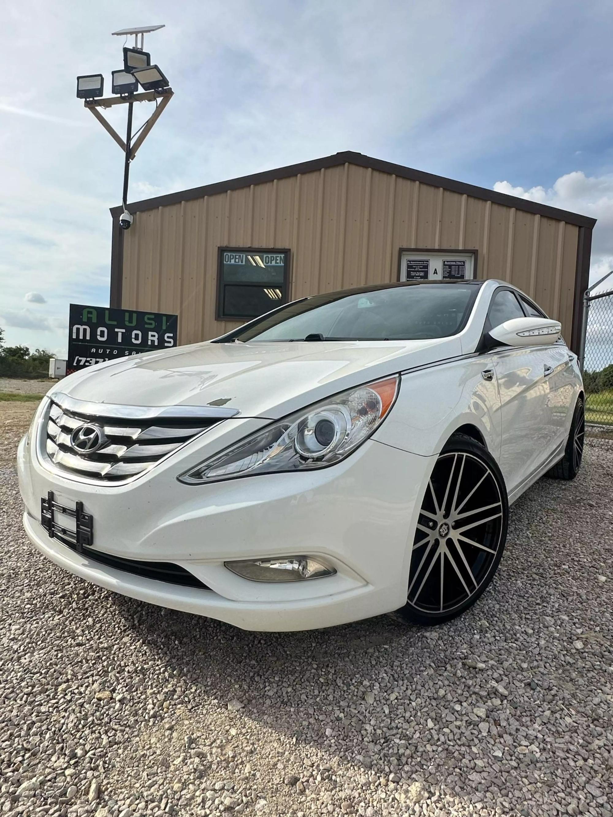 2012 Hyundai Sonata Limited photo 25