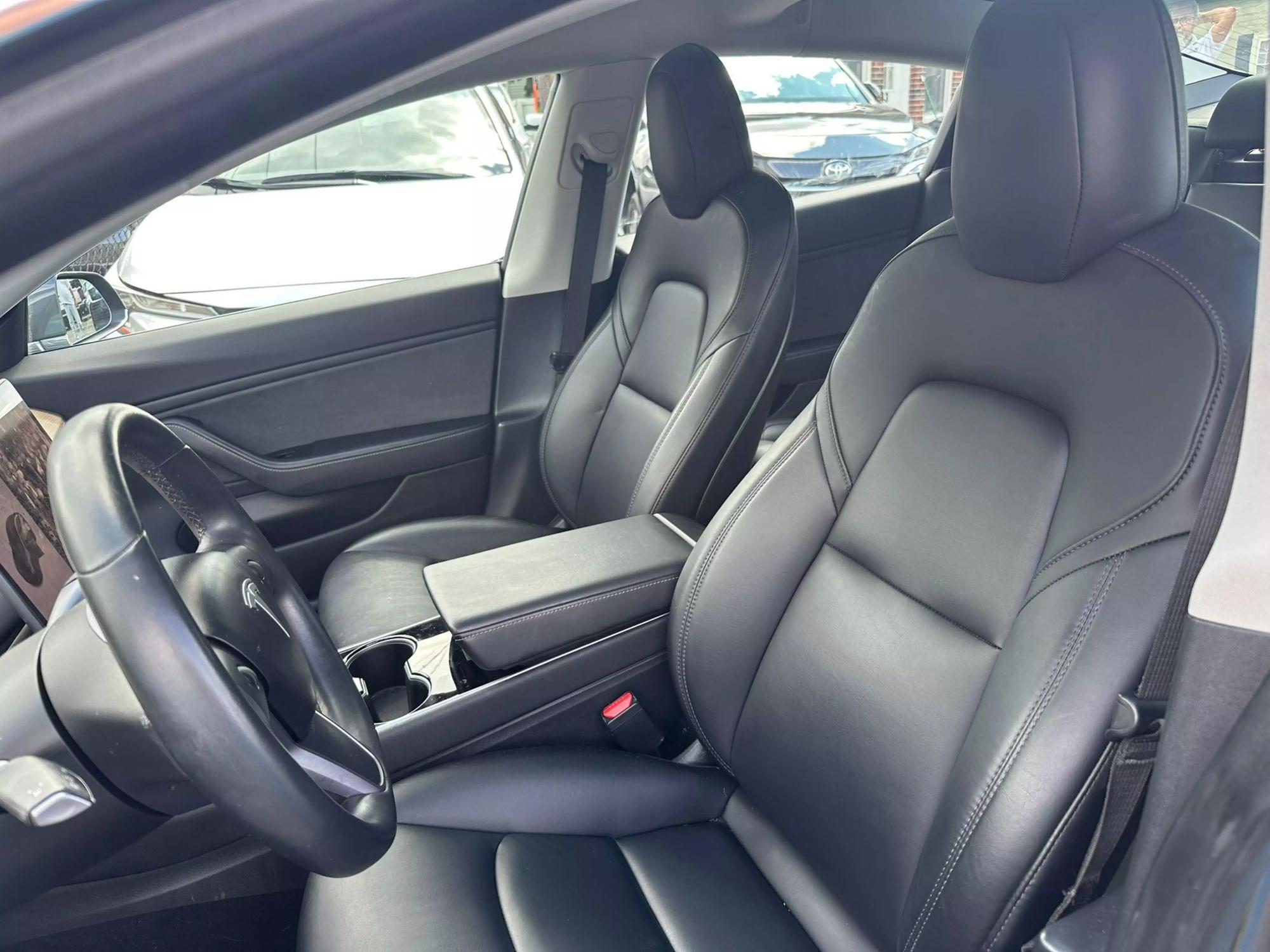 2018 Tesla Model 3 Base photo 26