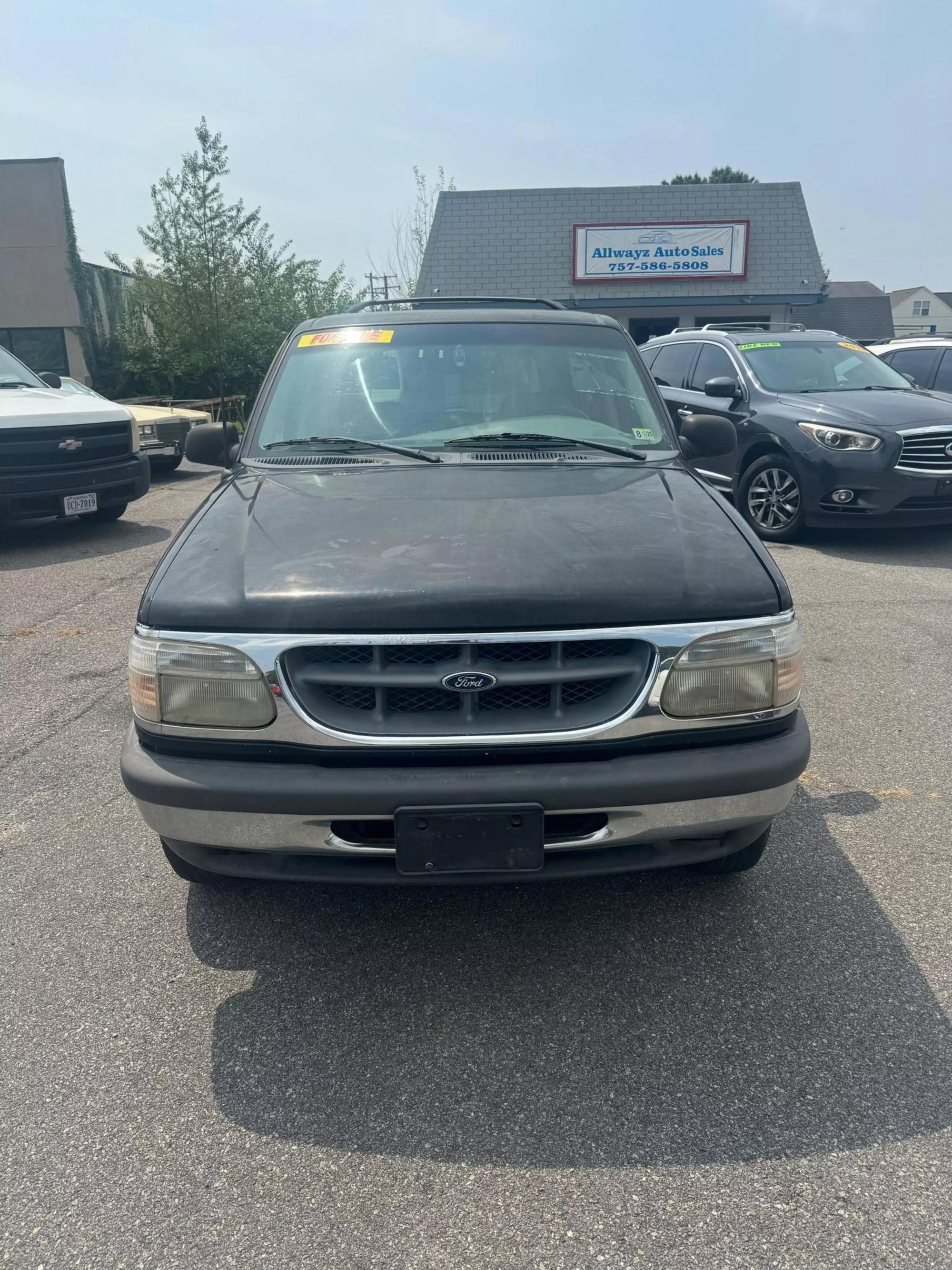 1998 Ford Explorer EDDIE BAUER photo 12