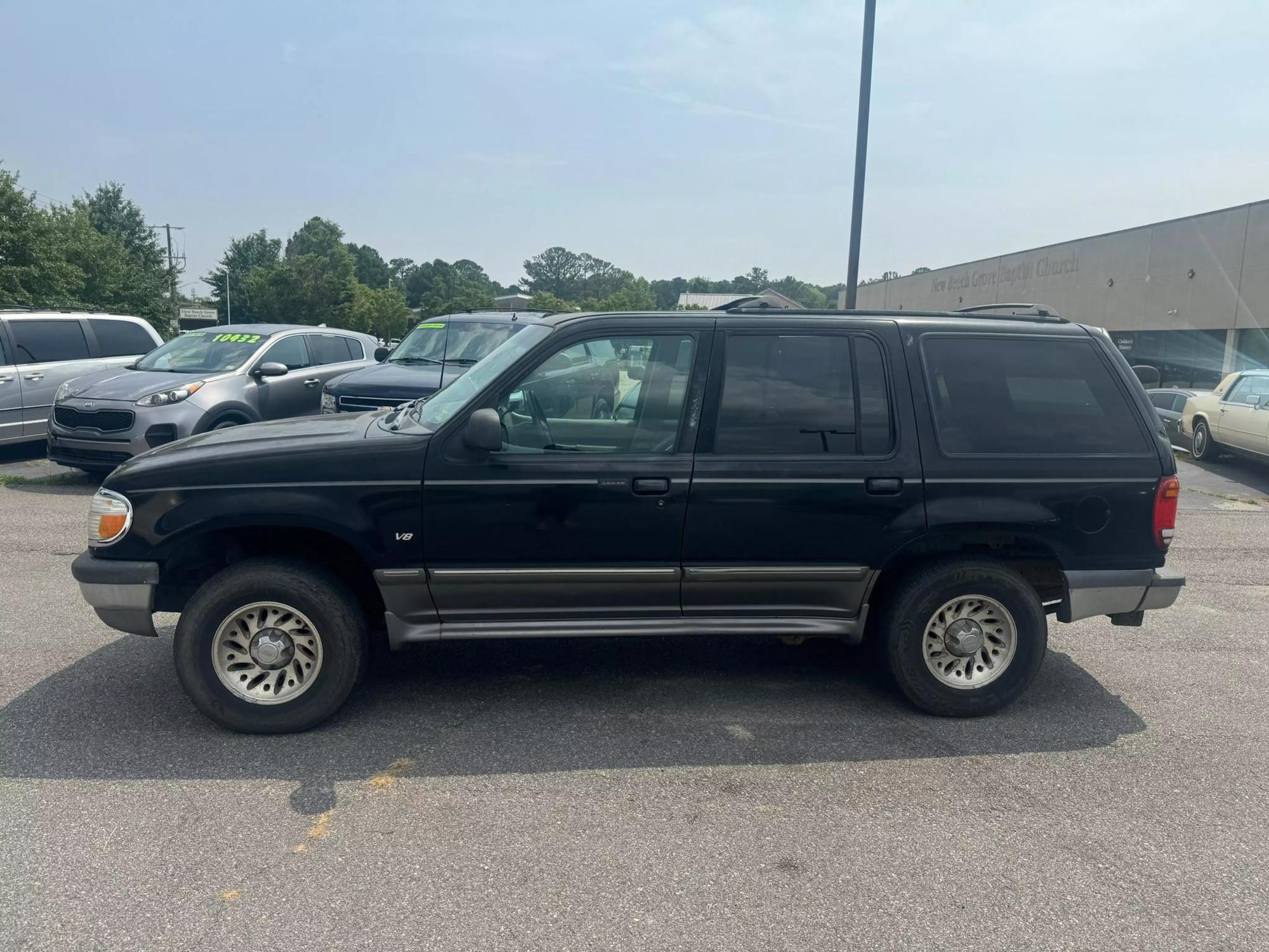 1998 Ford Explorer EDDIE BAUER photo 14