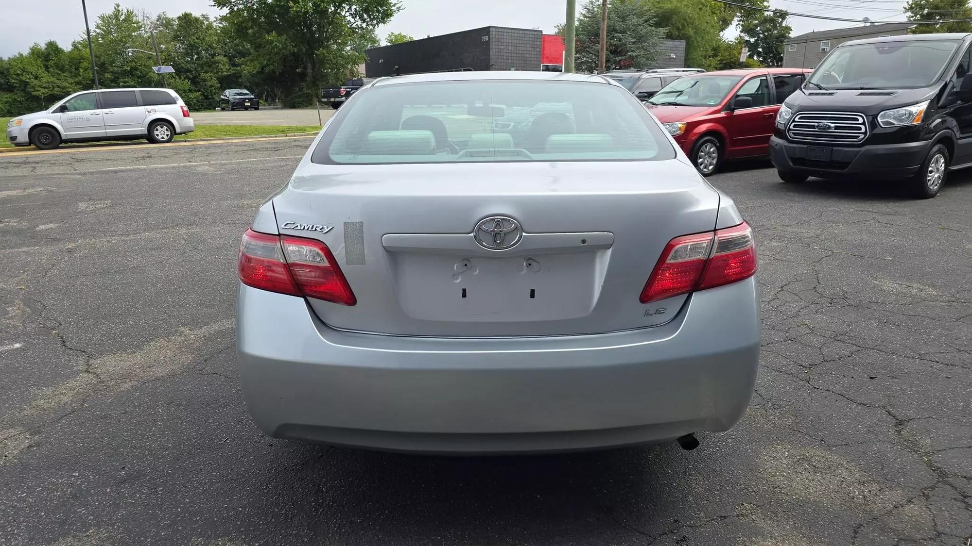 2007 Toyota Camry CE photo 12