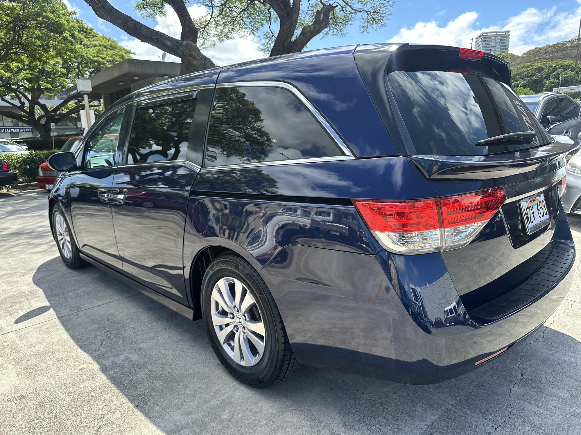 2014 Honda Odyssey EX-L photo 29