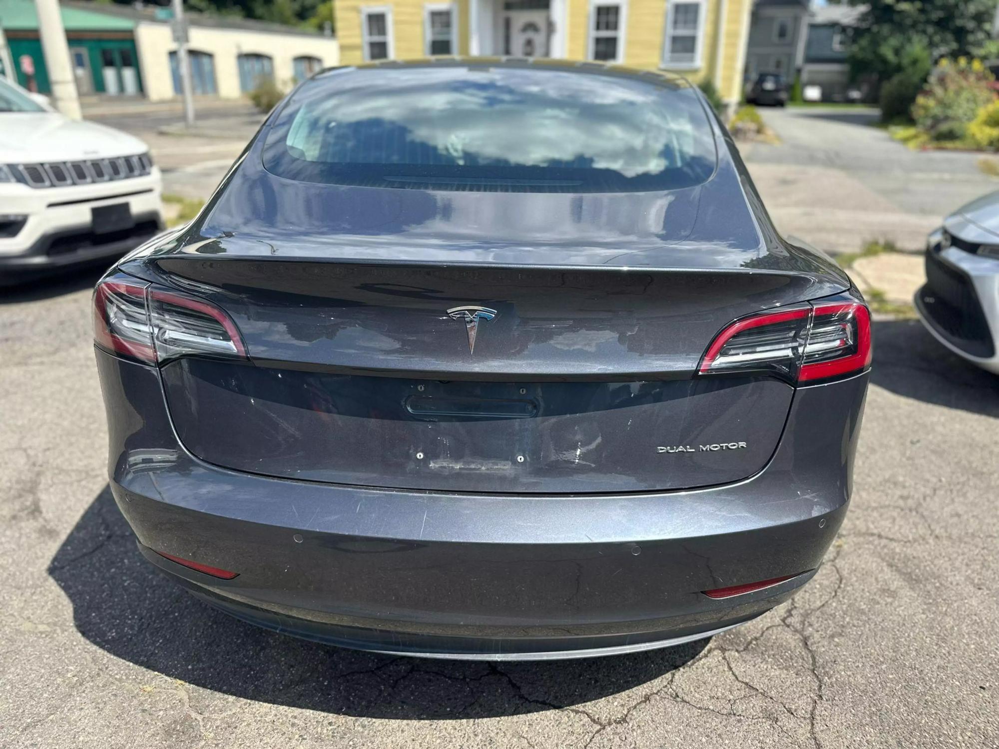 2018 Tesla Model 3 Base photo 20