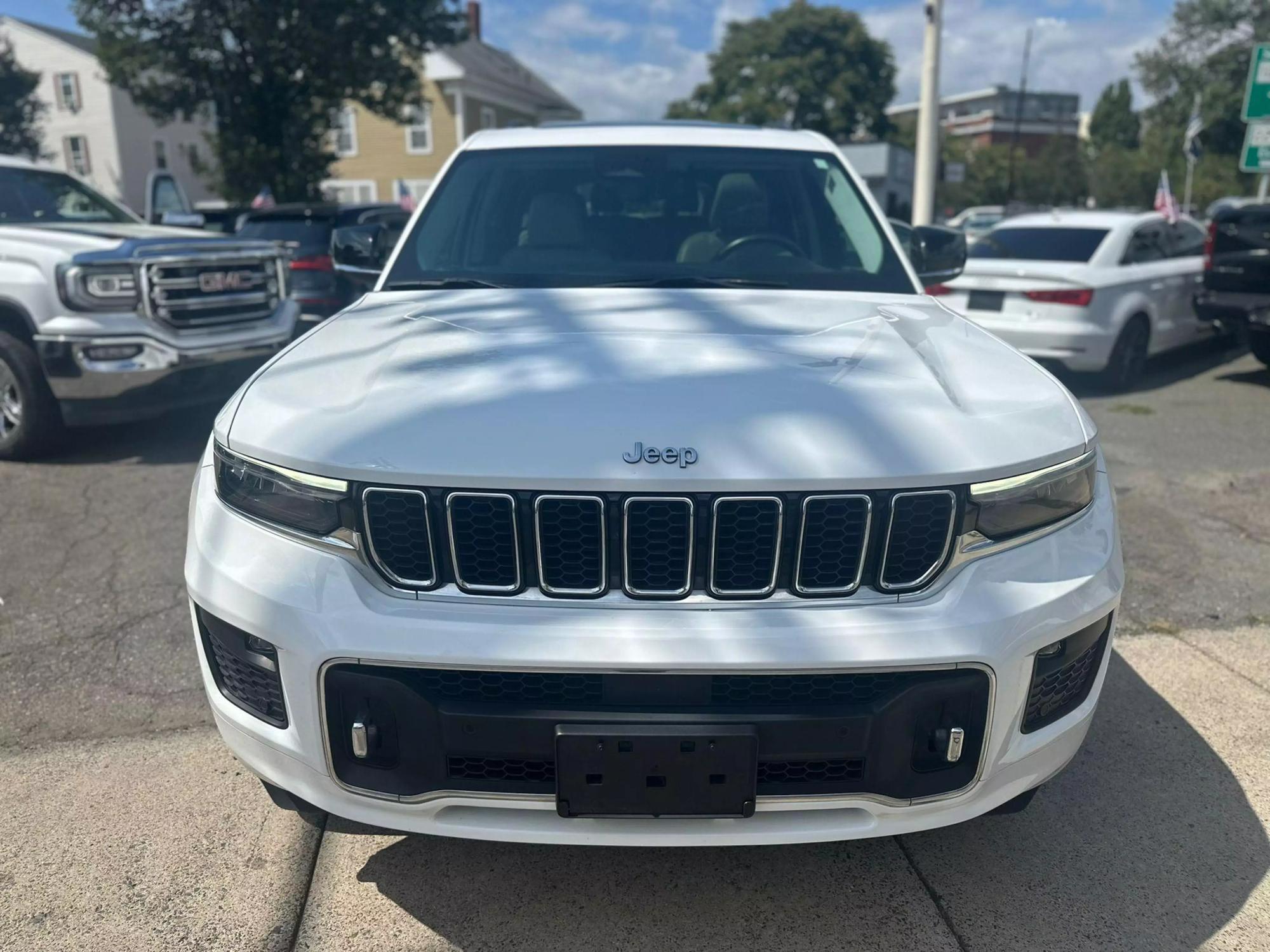 2021 Jeep Grand Cherokee L Overland photo 24