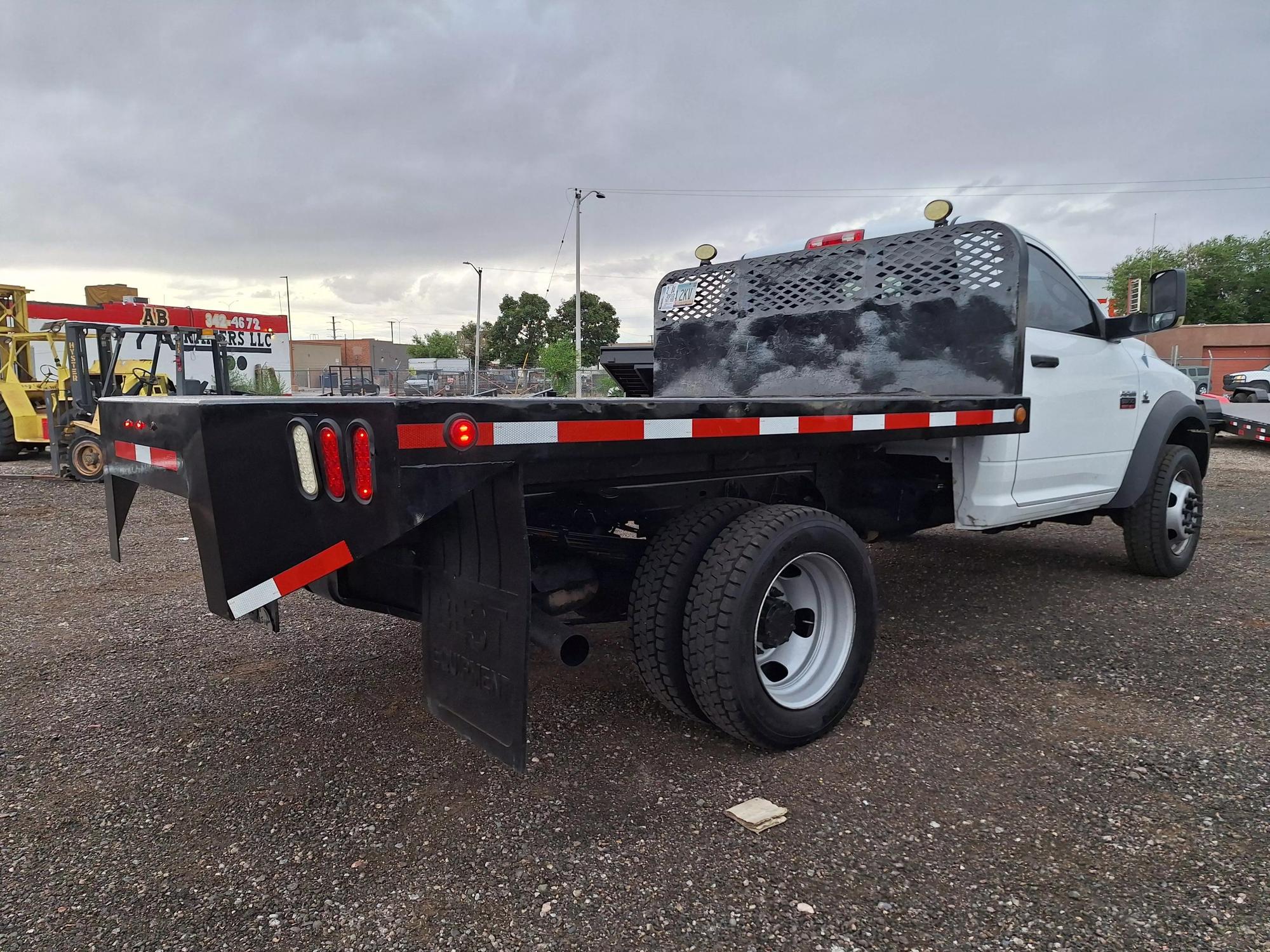 2012 Dodge Ram 5500 null photo 21