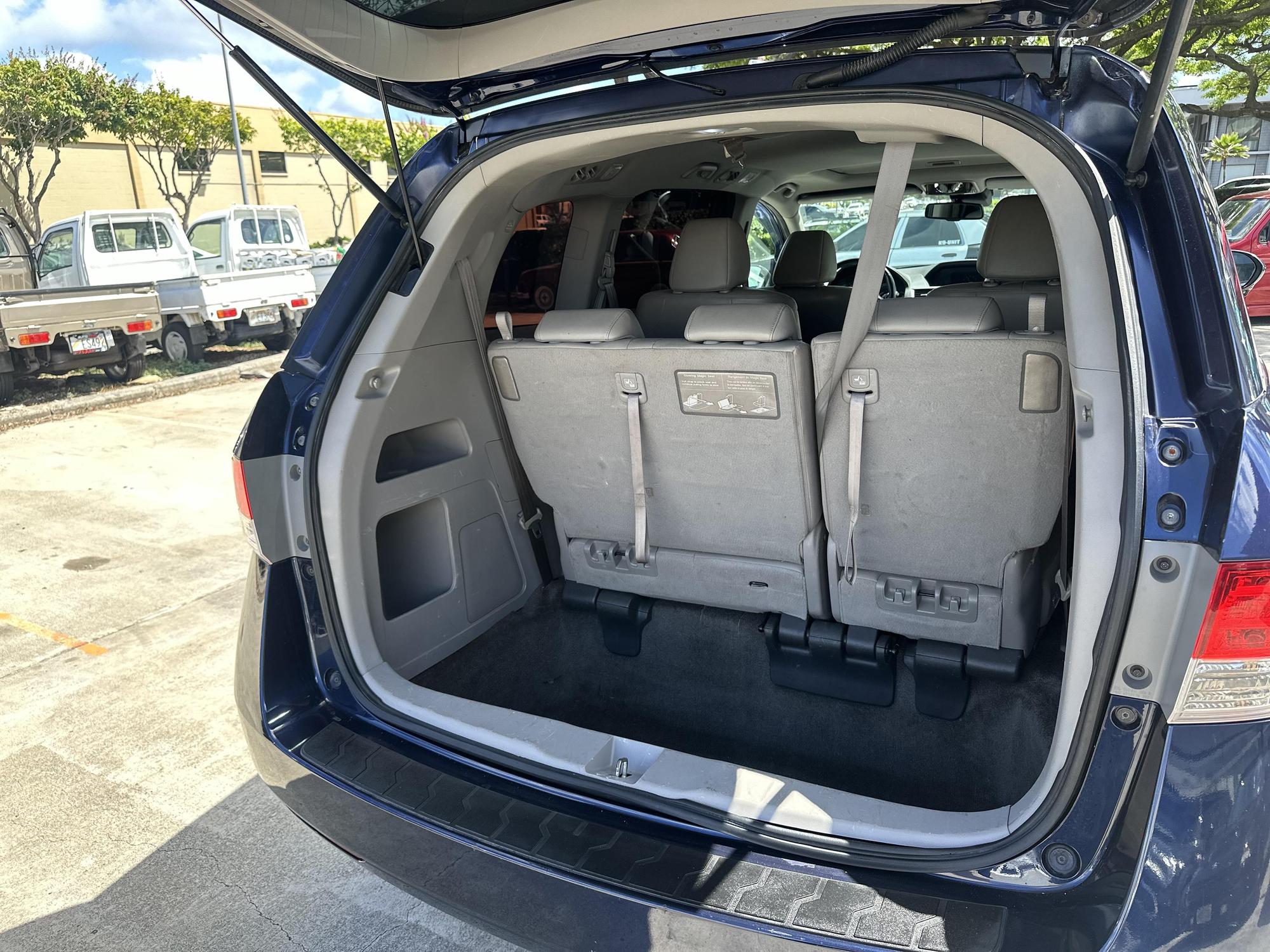 2014 Honda Odyssey EX-L photo 42