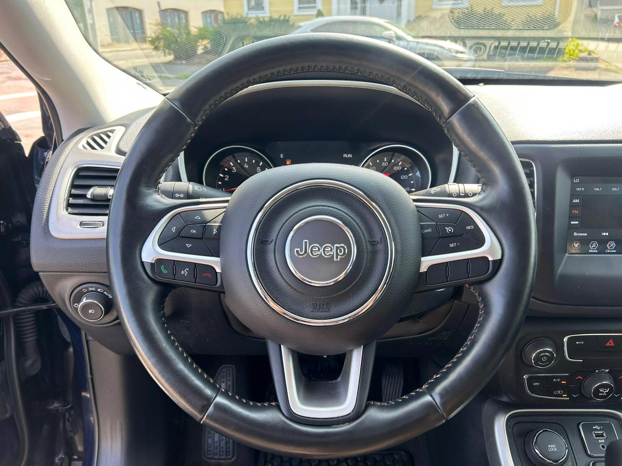 2021 Jeep Compass Latitude photo 25