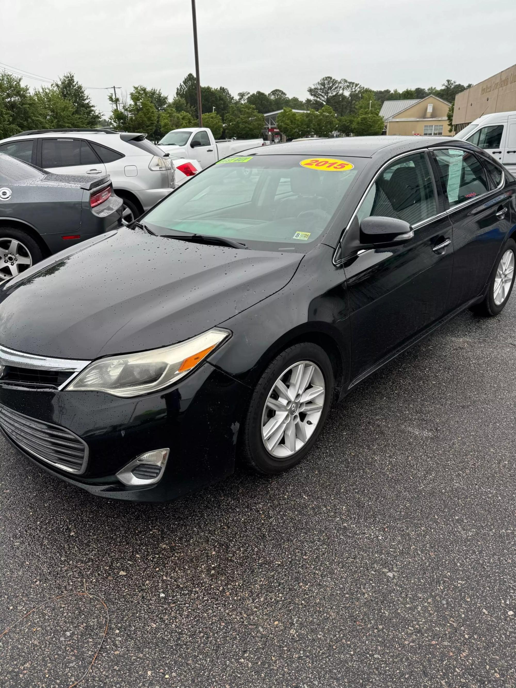 2015 Toyota Avalon XLE photo 13