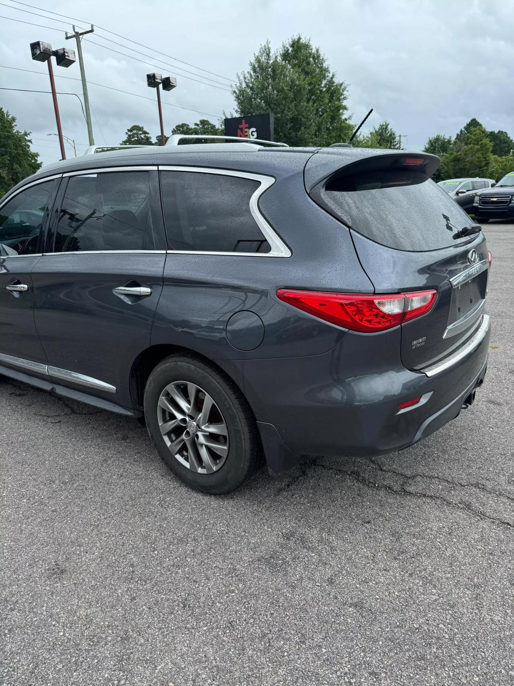 2014 INFINITI QX60 Base photo 16