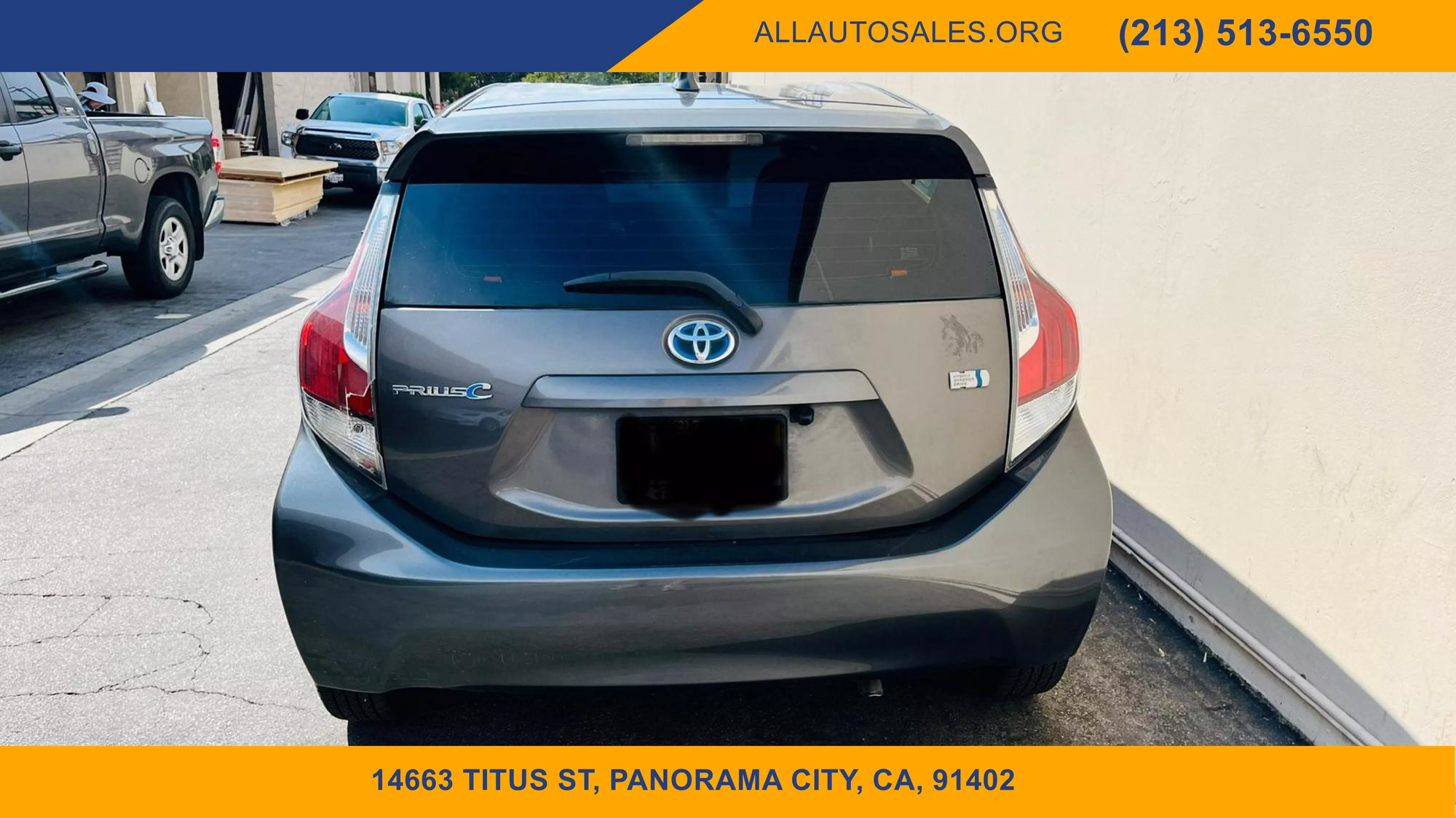 2015 Toyota Prius c Two photo 20