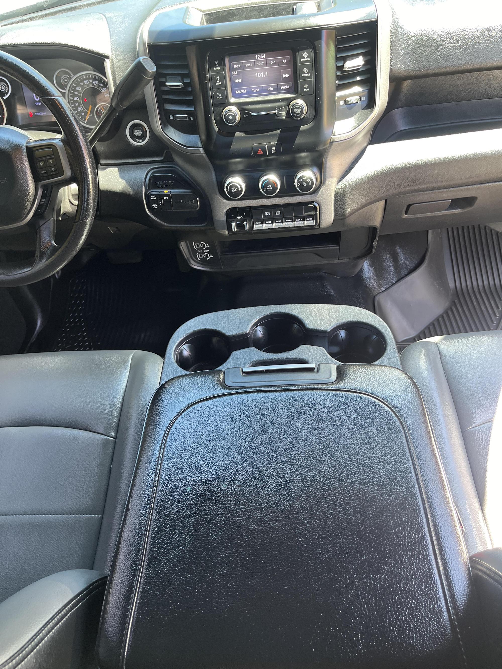 2022 RAM Ram 3500 Pickup Tradesman photo 38