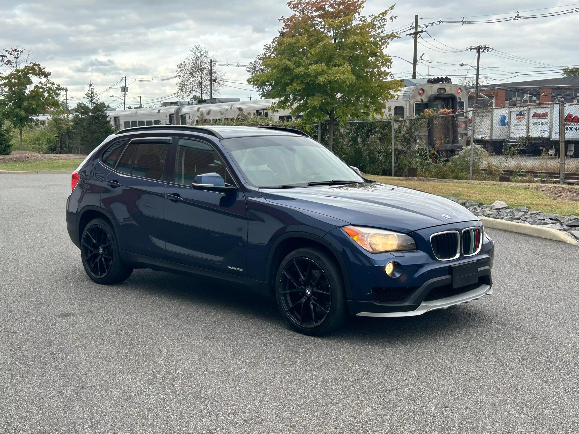 2015 BMW X1 28i photo 33