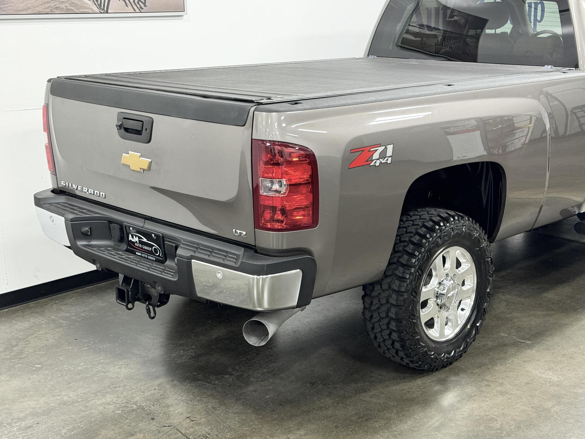 2014 Chevrolet Silverado 2500HD LTZ photo 22