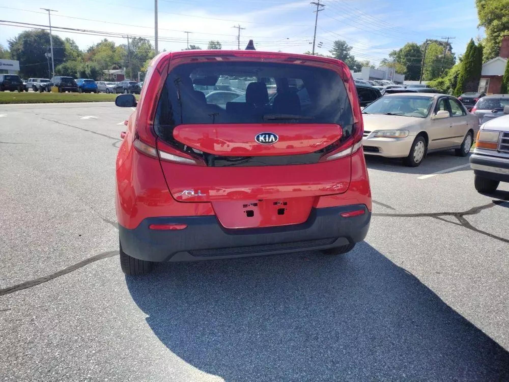 2020 Kia Soul S photo 15