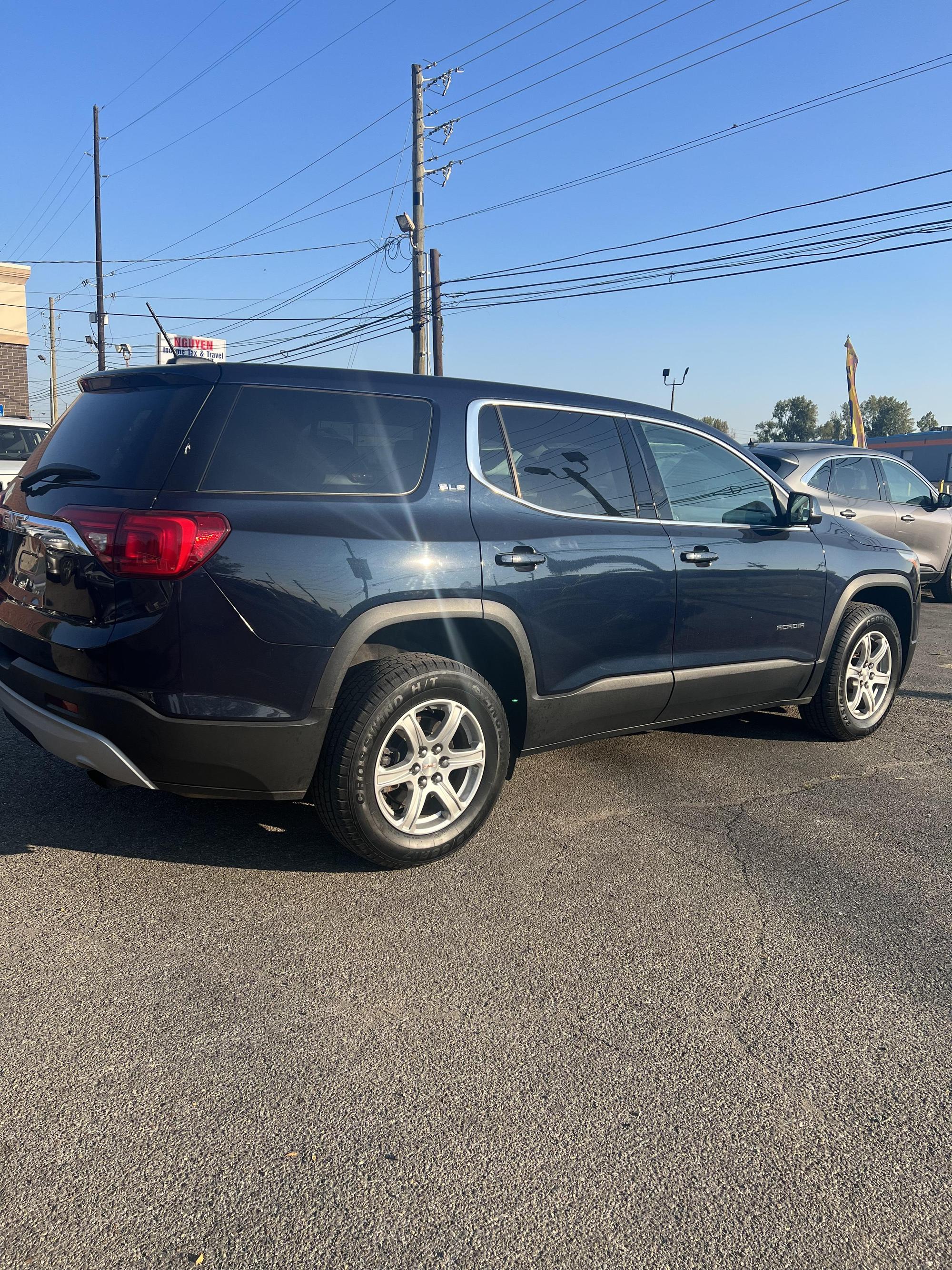 2017 GMC Acadia SLE-1 photo 15