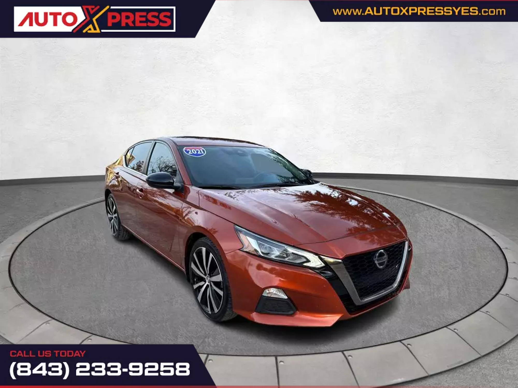 2021 Nissan Altima SR photo 24