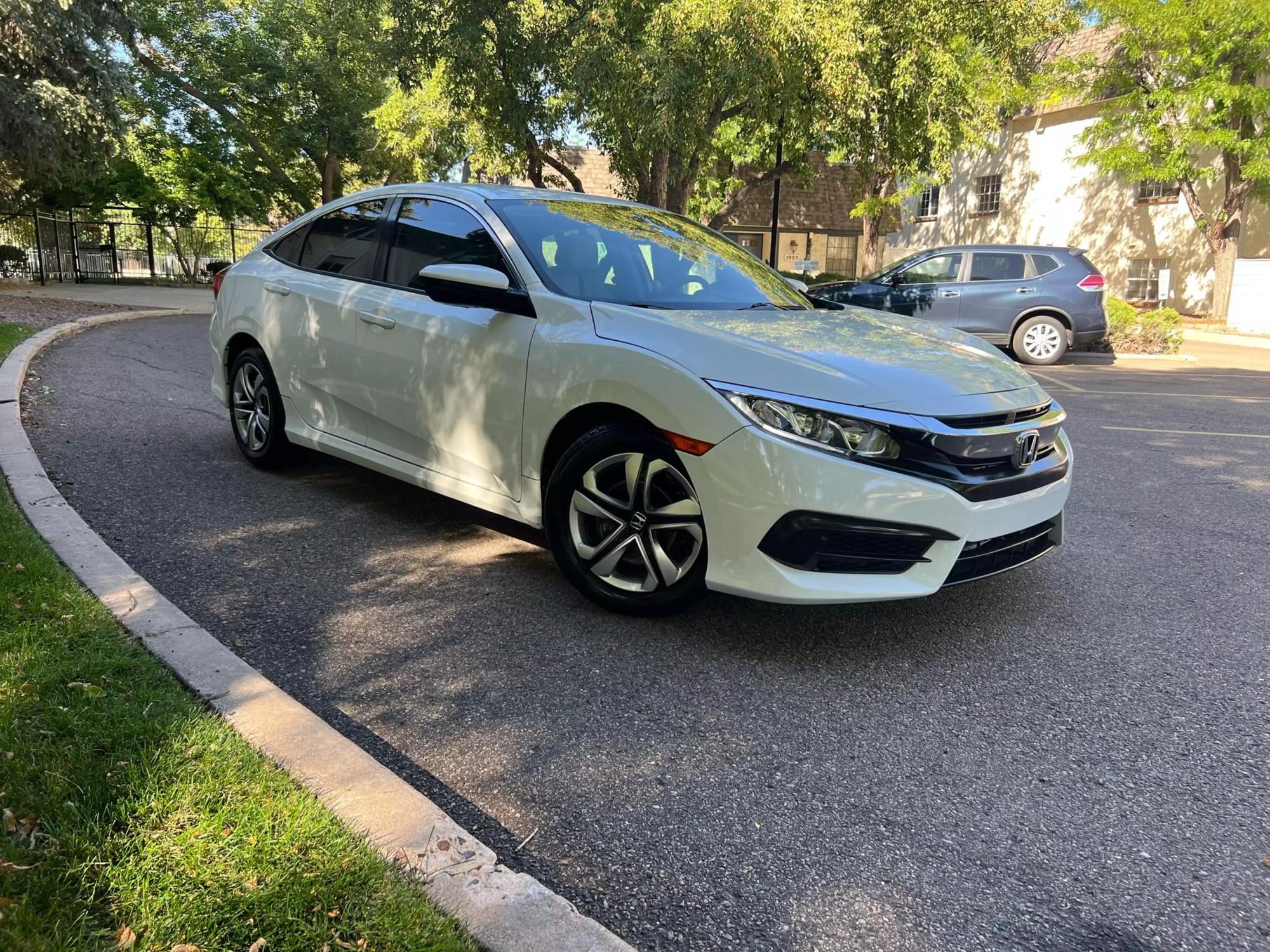 2017 Honda Civic LX photo 31