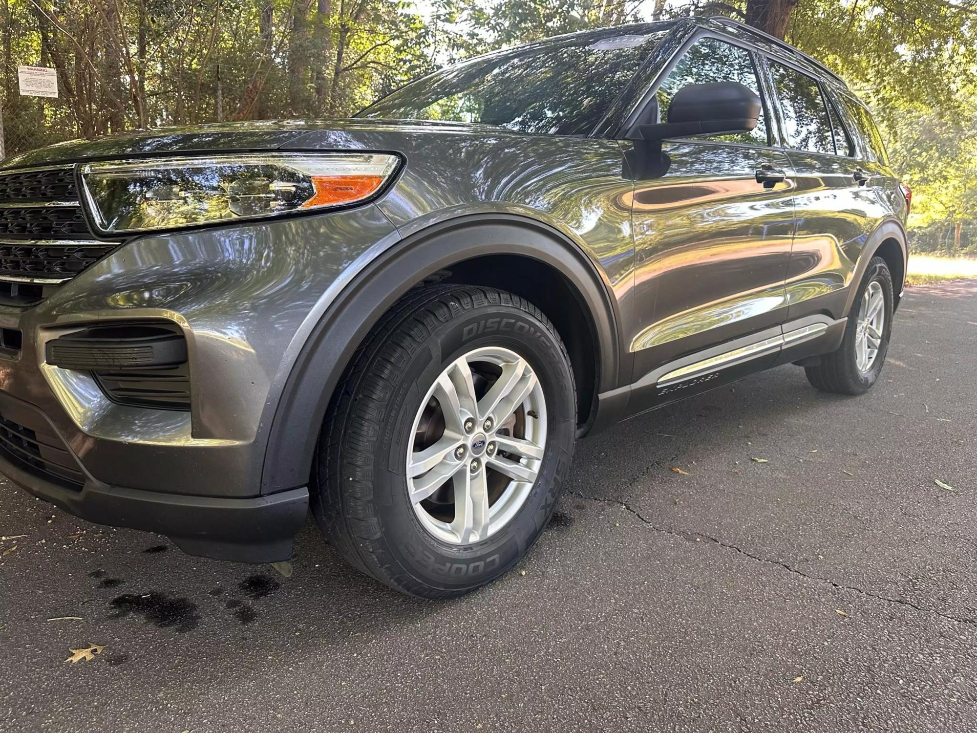 2020 Ford Explorer XLT photo 26