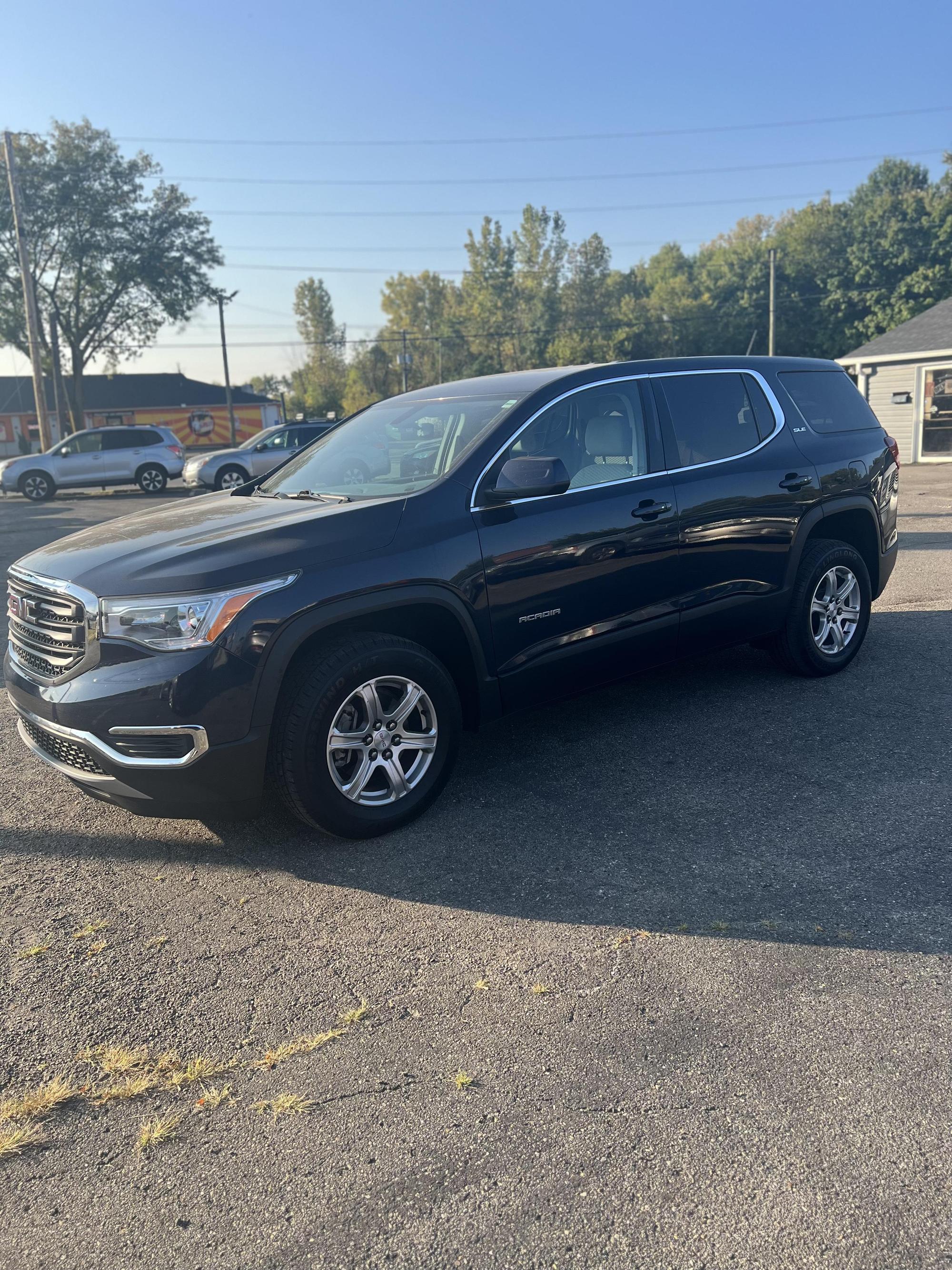 2017 GMC Acadia SLE-1 photo 13