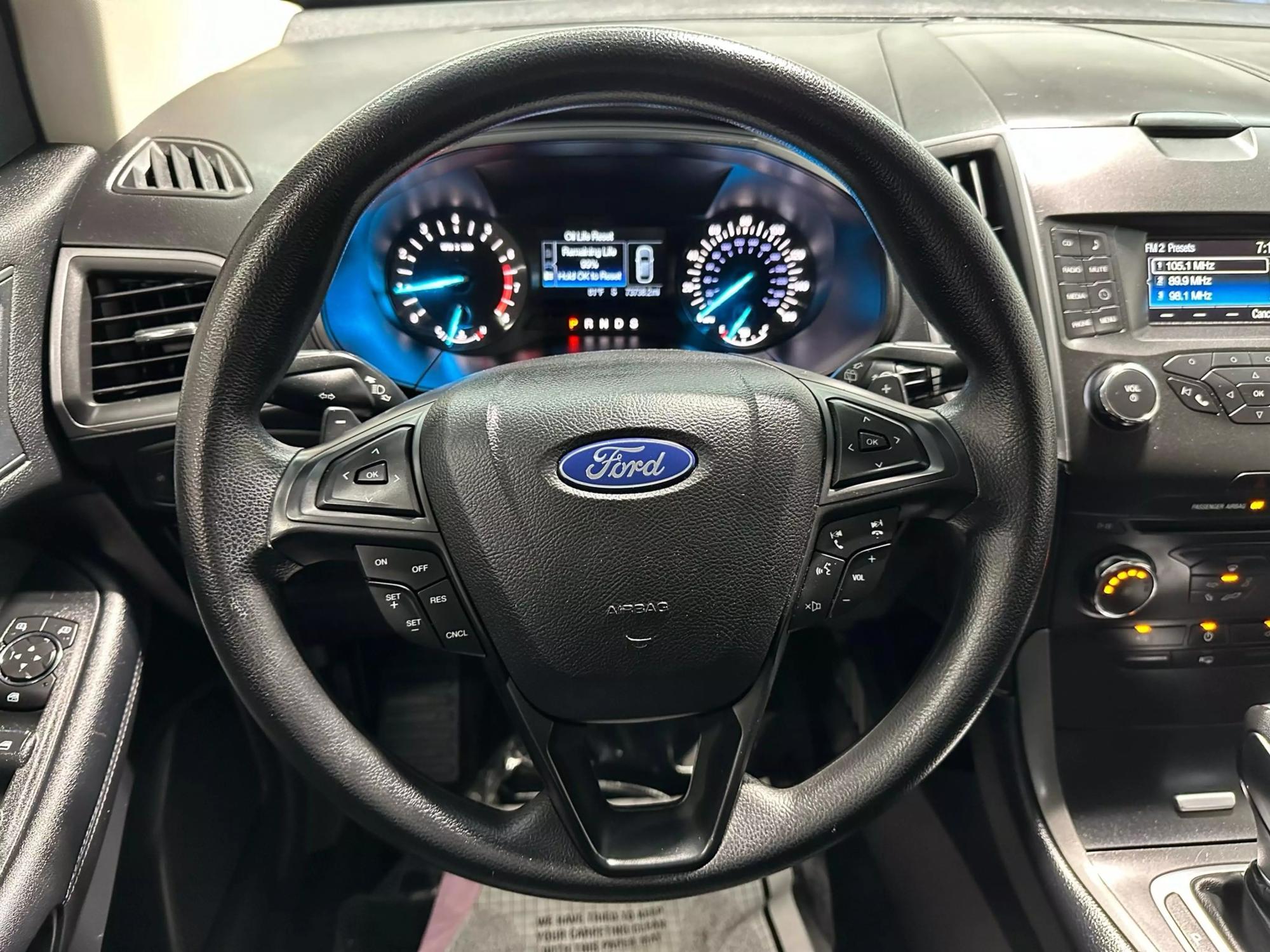 2018 Ford Edge SE photo 29