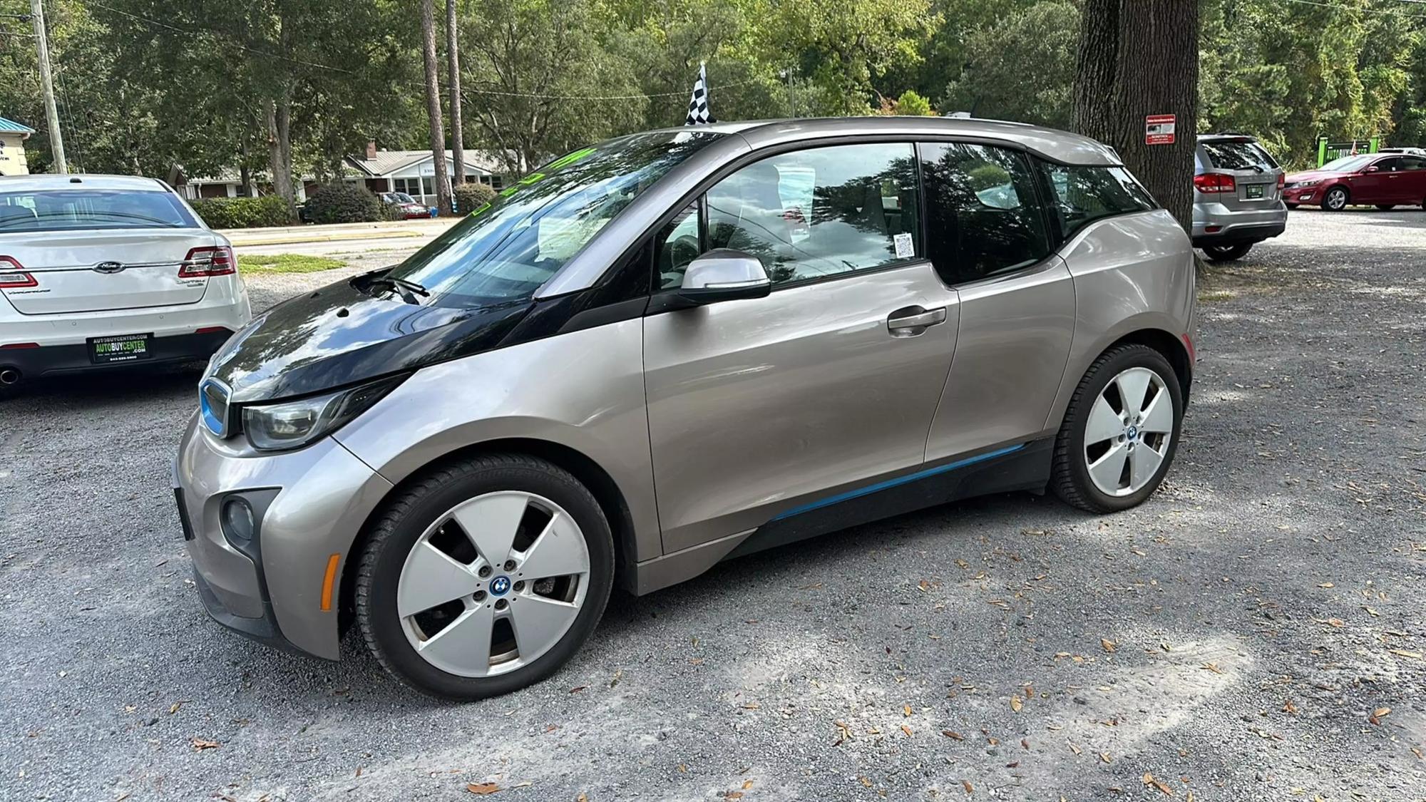 2014 BMW i3 Base photo 12