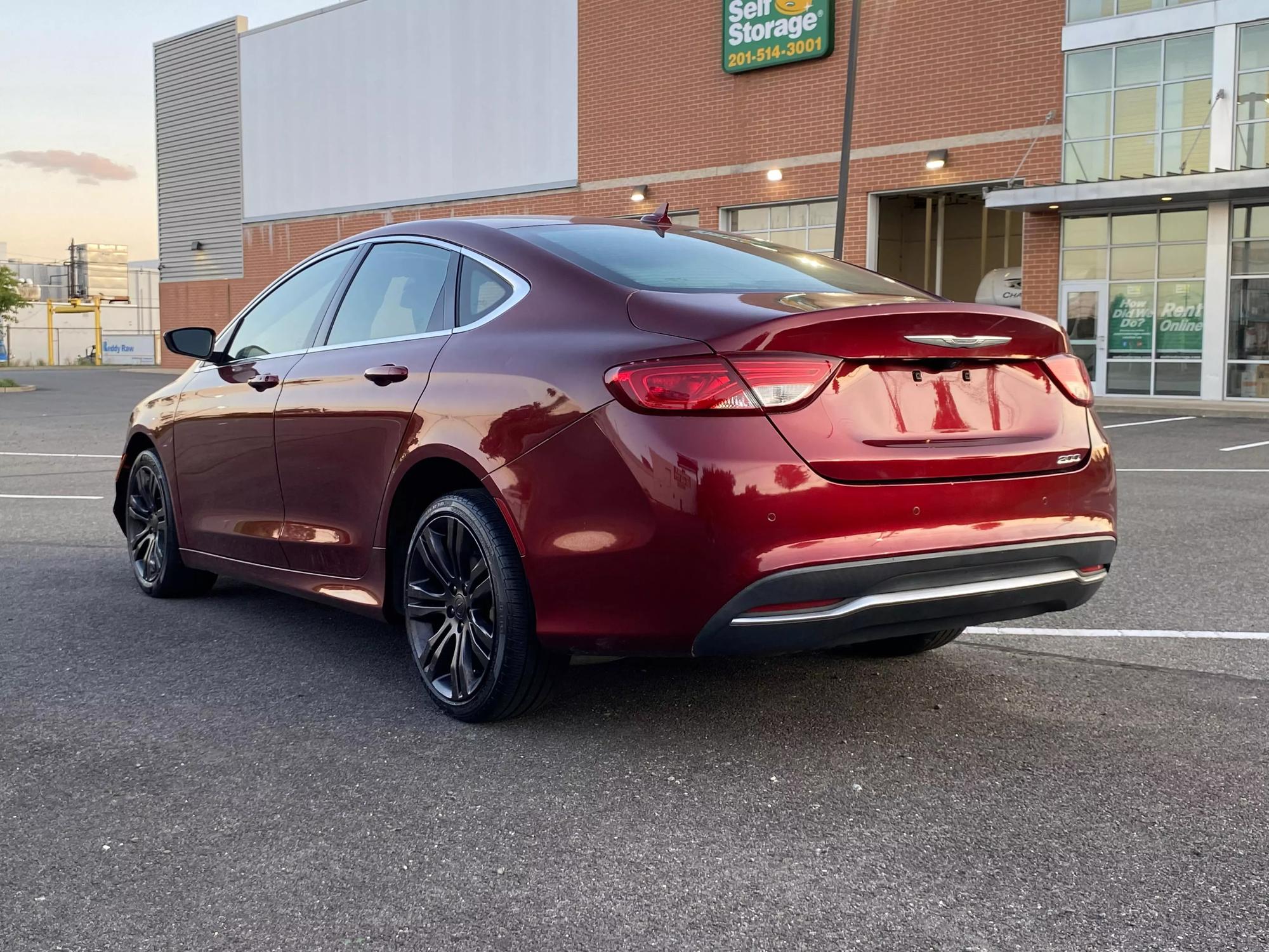 2015 Chrysler 200 Limited photo 29