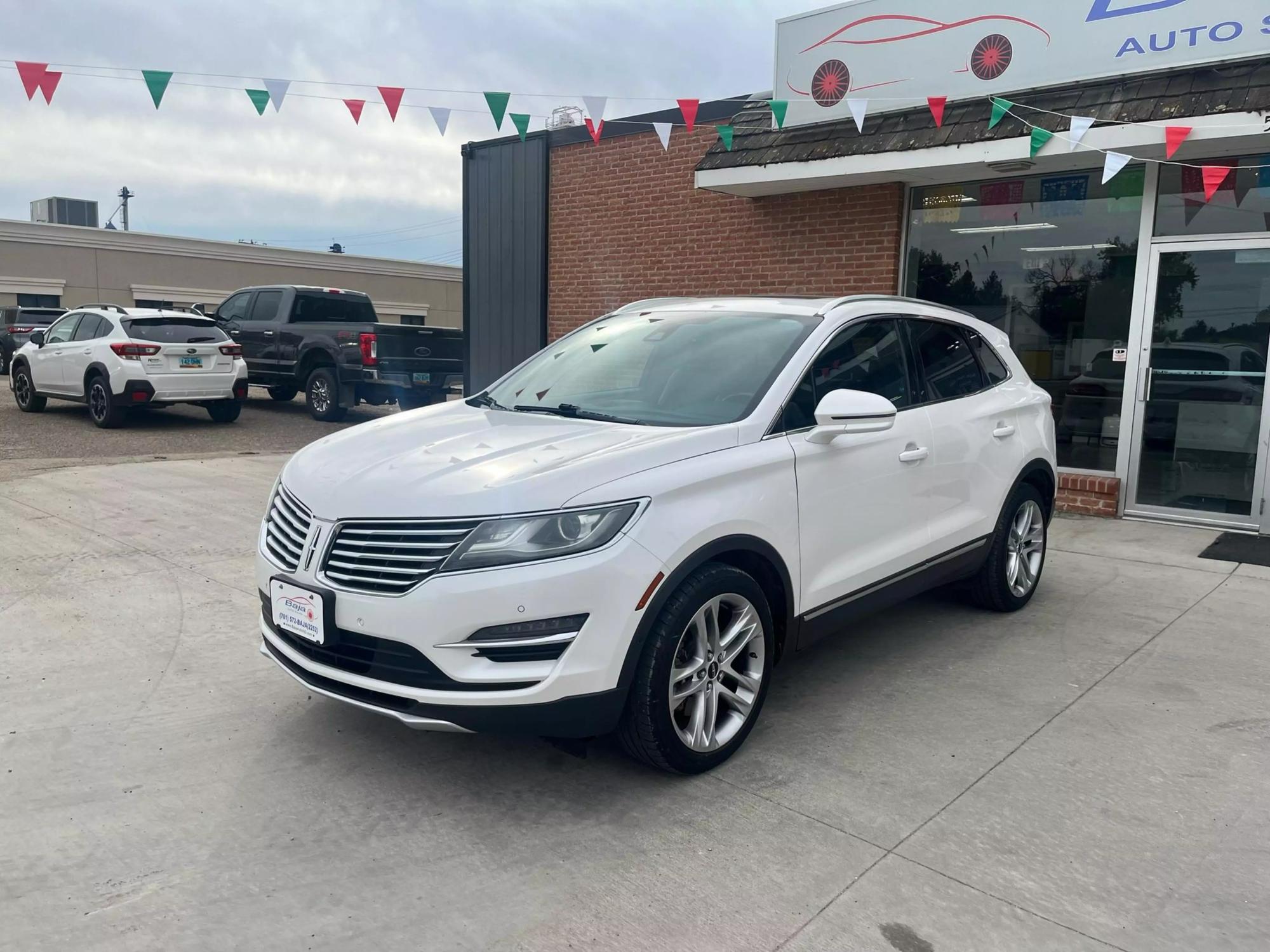 2015 Lincoln MKC Base photo 32