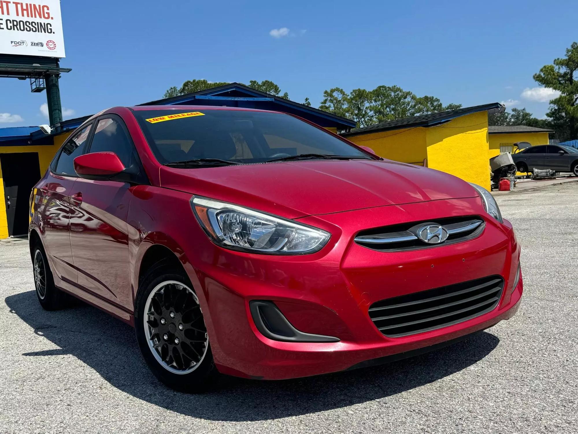 2016 Hyundai Accent SE photo 15