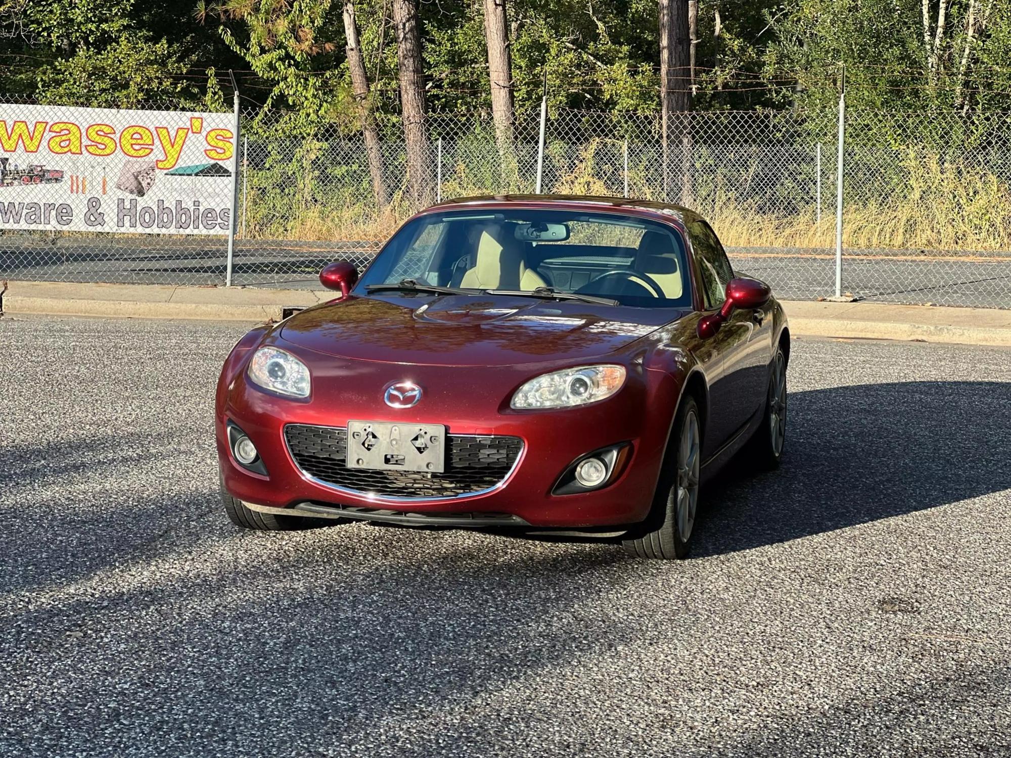 2011 Mazda MX-5 Miata Grand Touring Hard Top photo 23