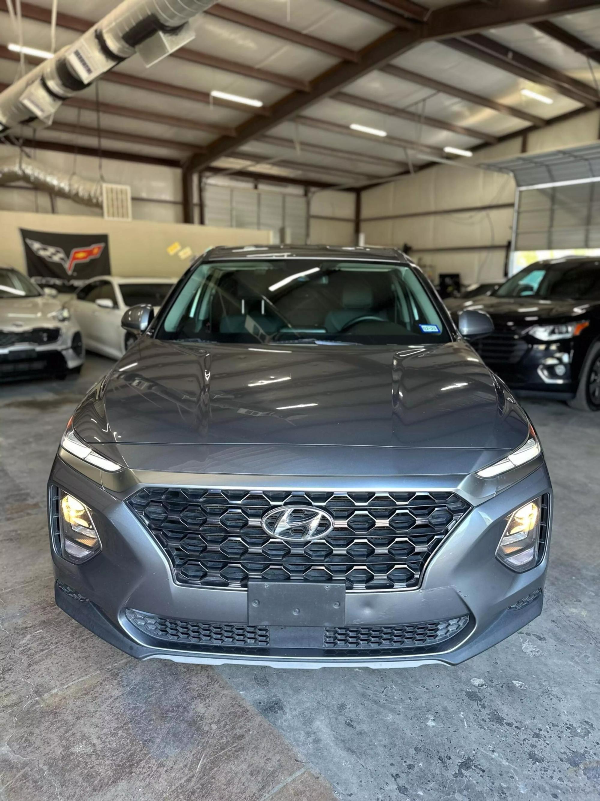 2019 Hyundai Santa Fe SE photo 14