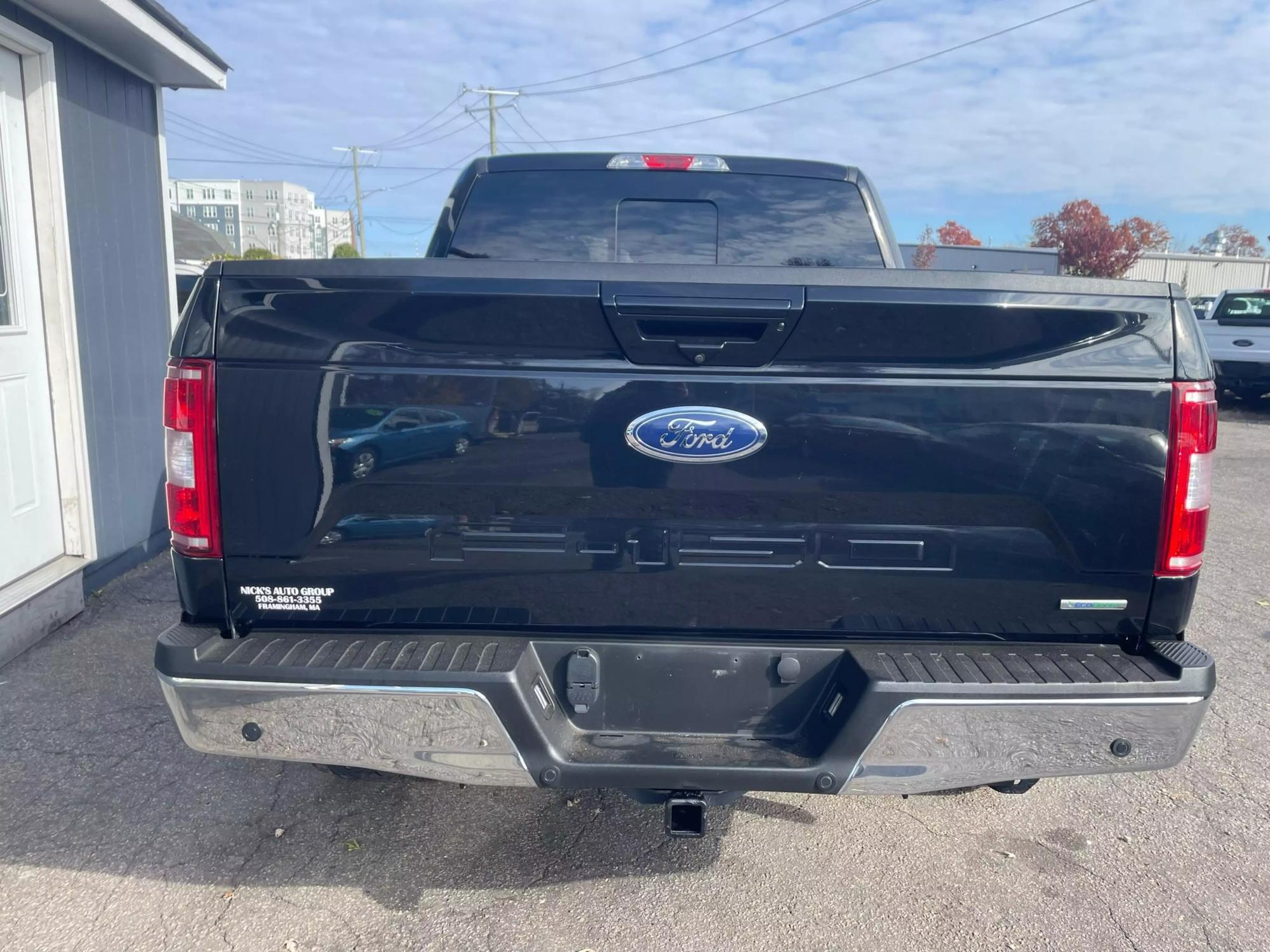 2019 Ford F-150 Lariat photo 19