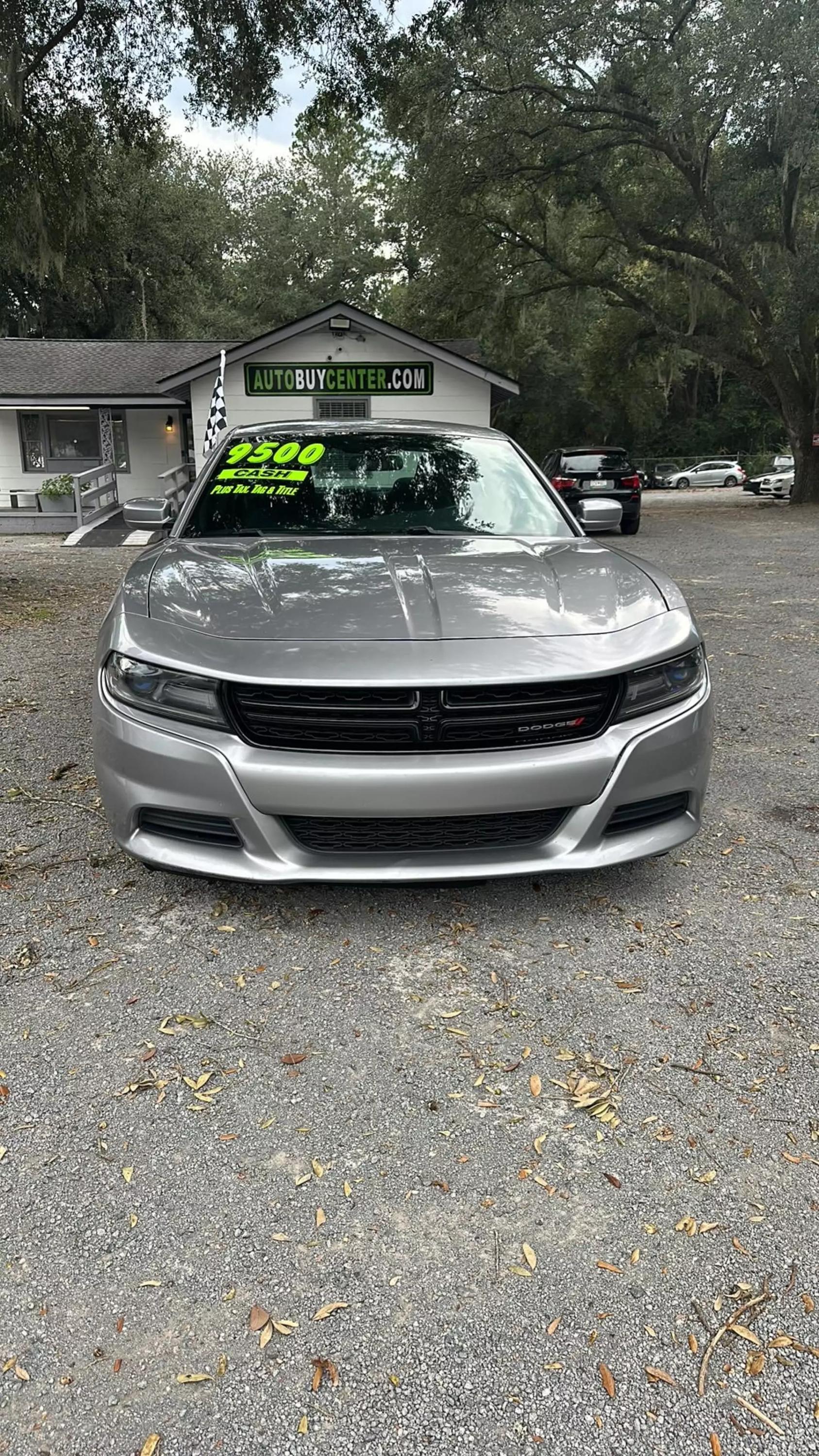 2018 Dodge Charger SXT photo 13