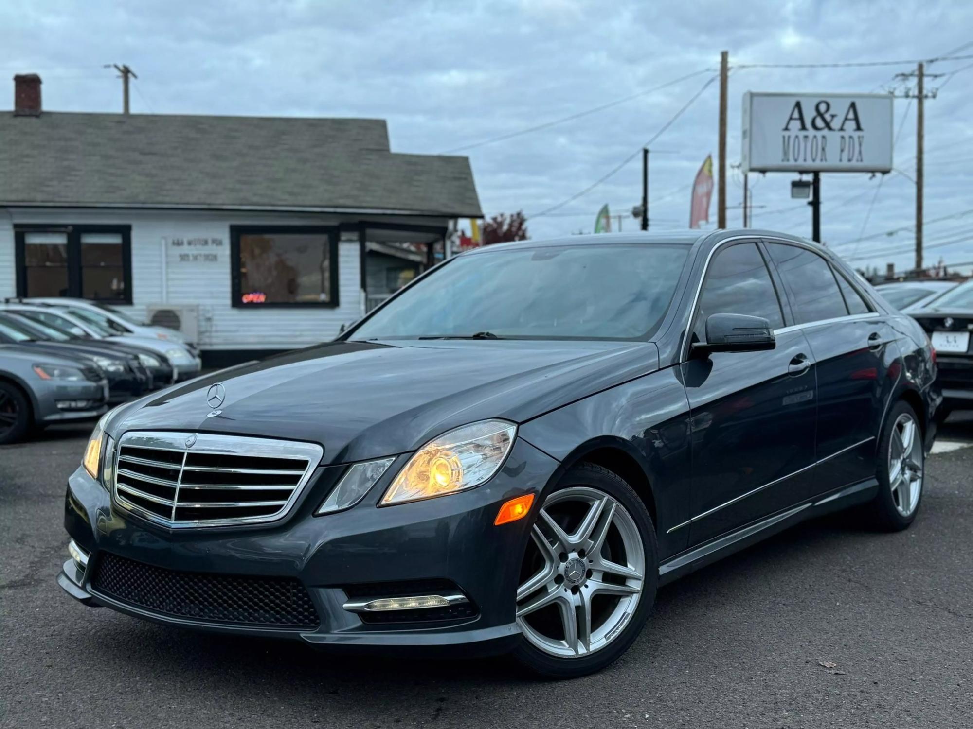 2013 Mercedes-Benz E-Class null photo 23